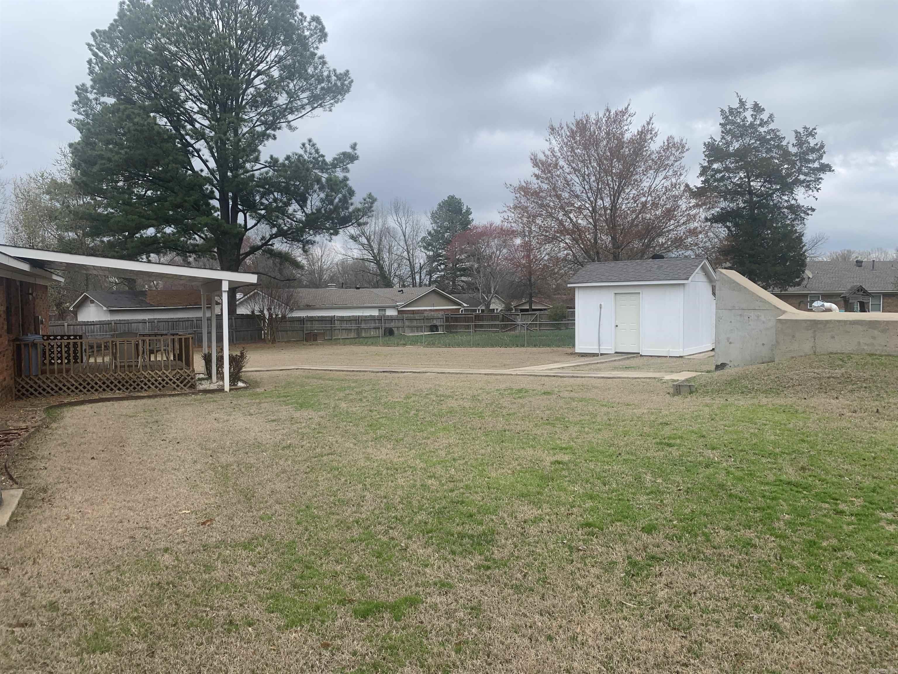 10 Pepper Tree Place