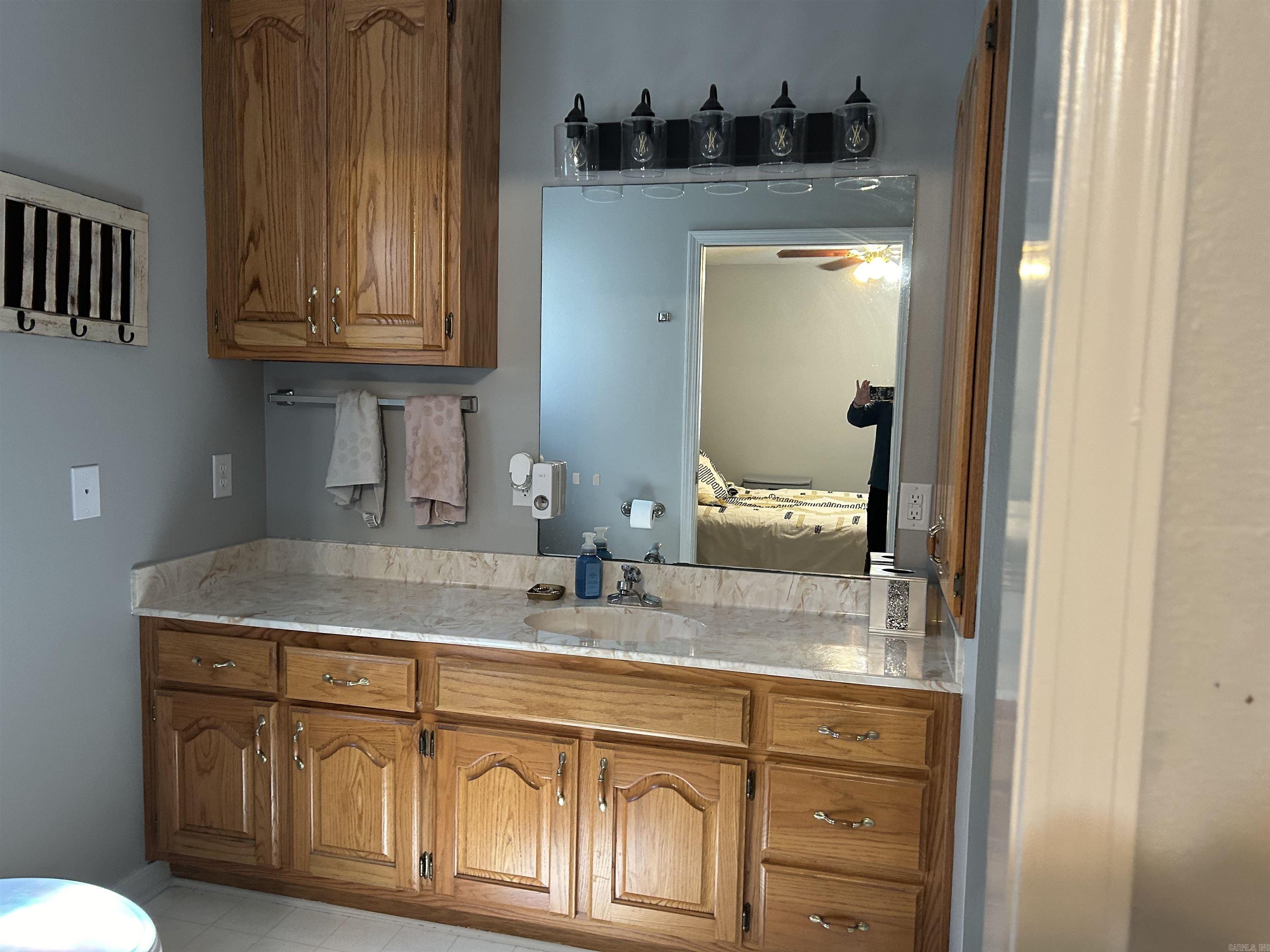 34 A River Oaks Trace