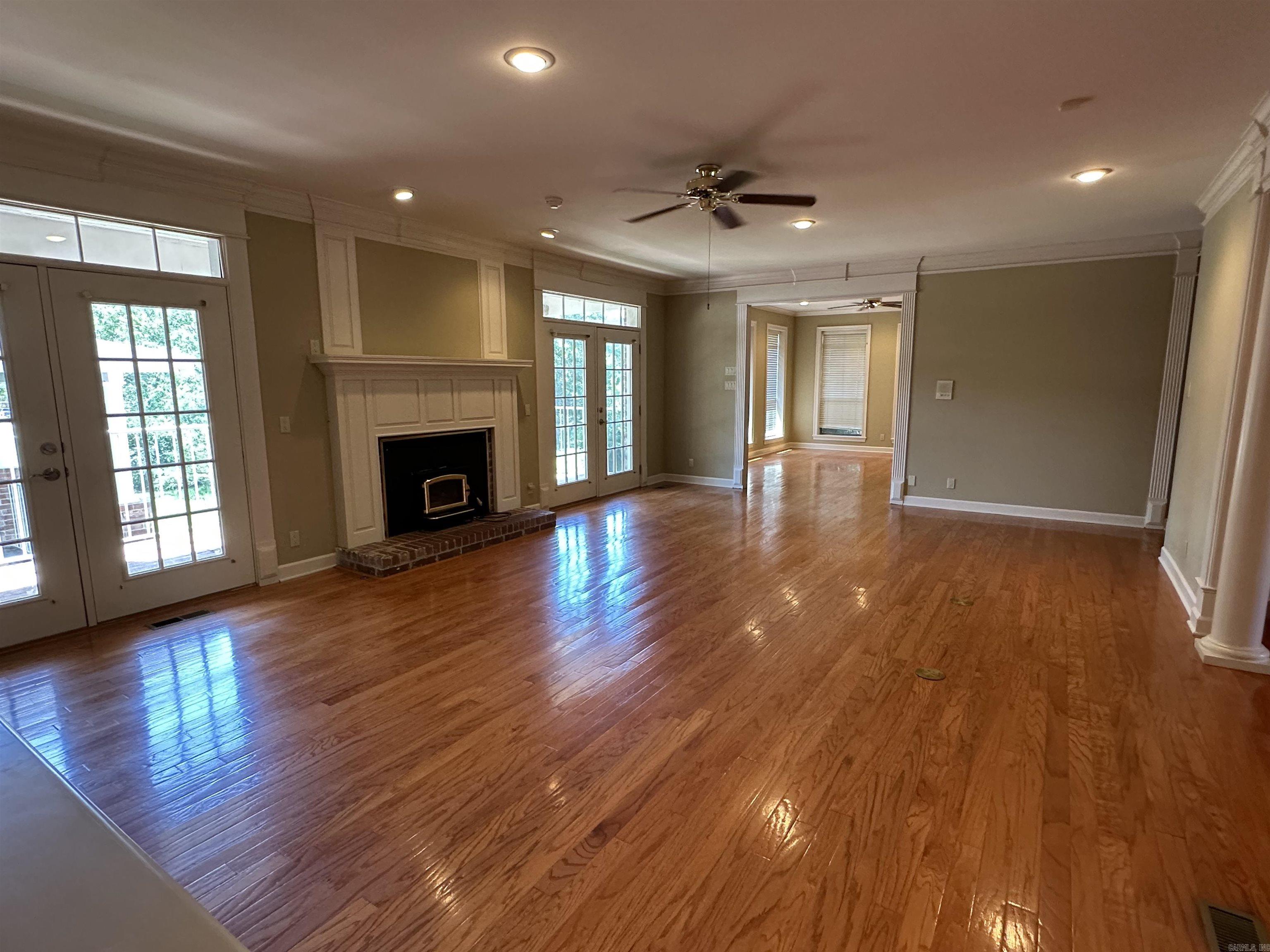 2975 W Country Club Road