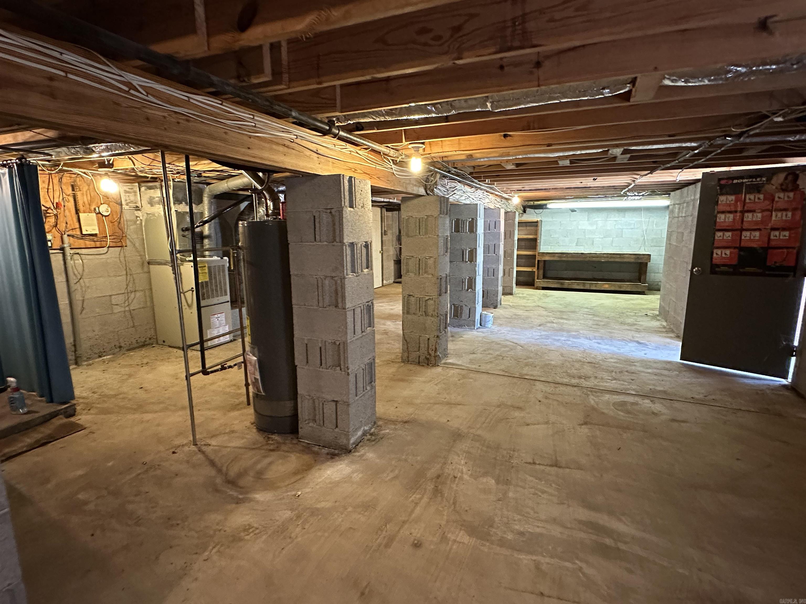 2975 W Country Club Road