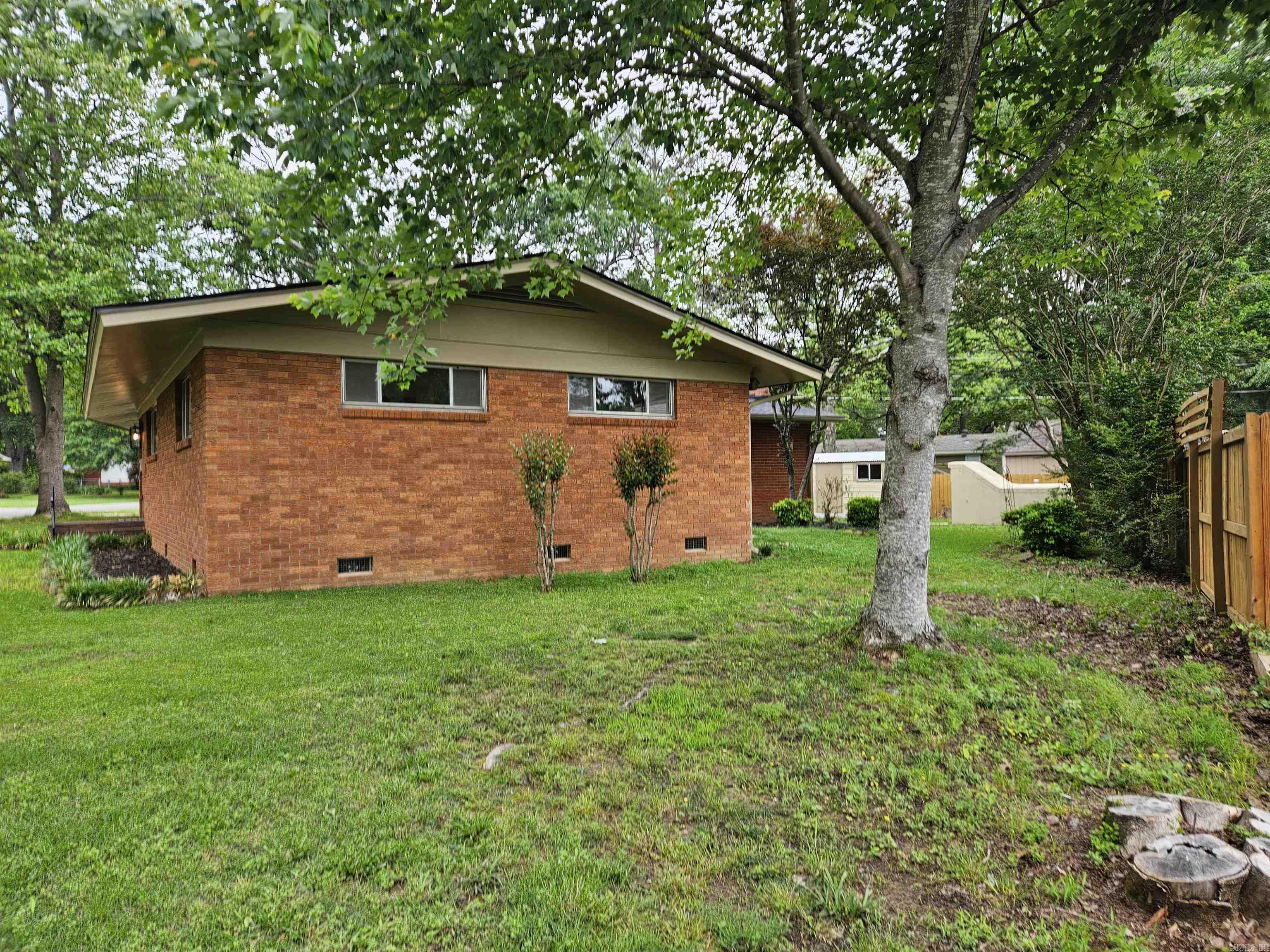 12 Marshall Dr