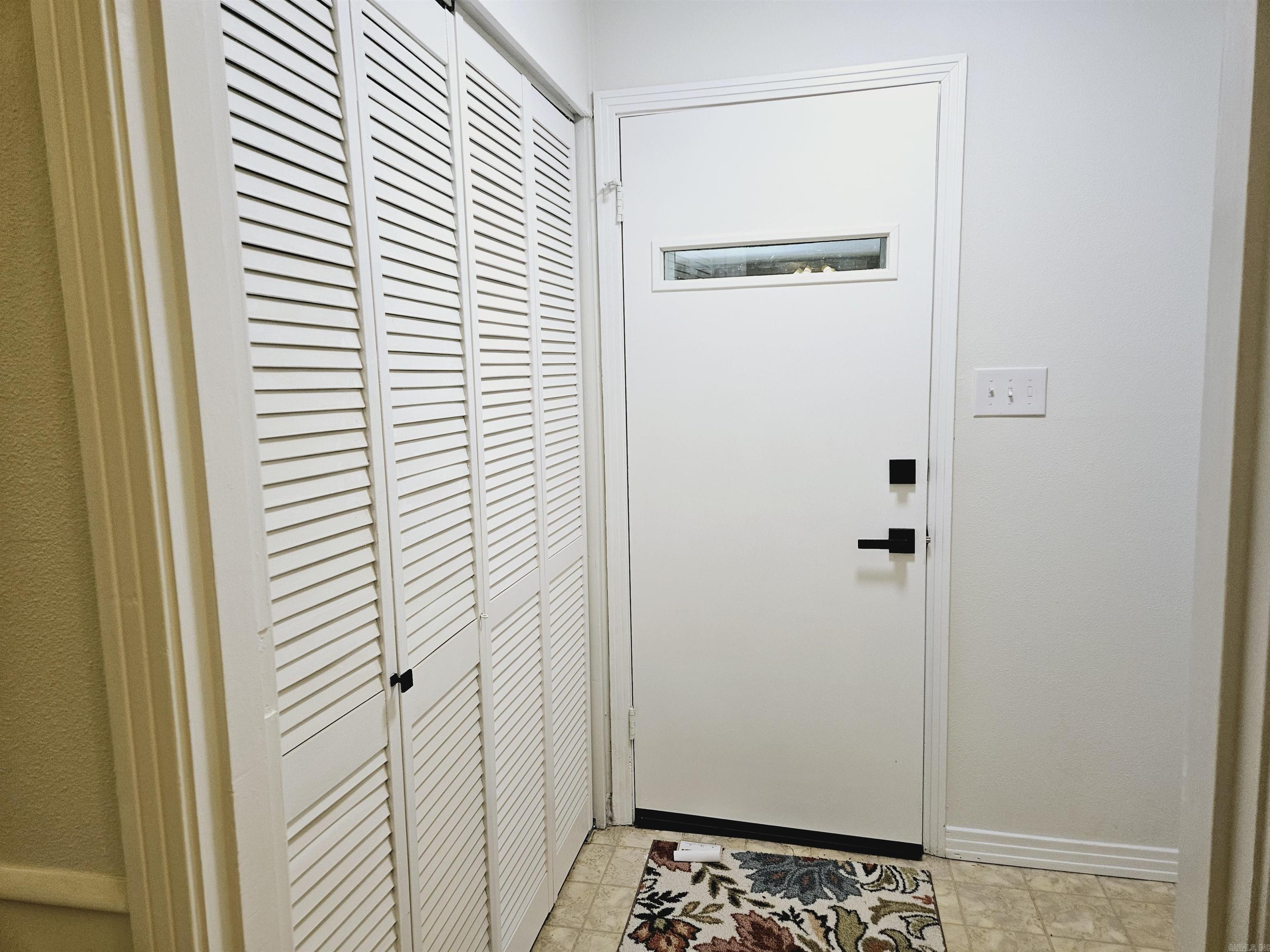 12 Marshall Dr