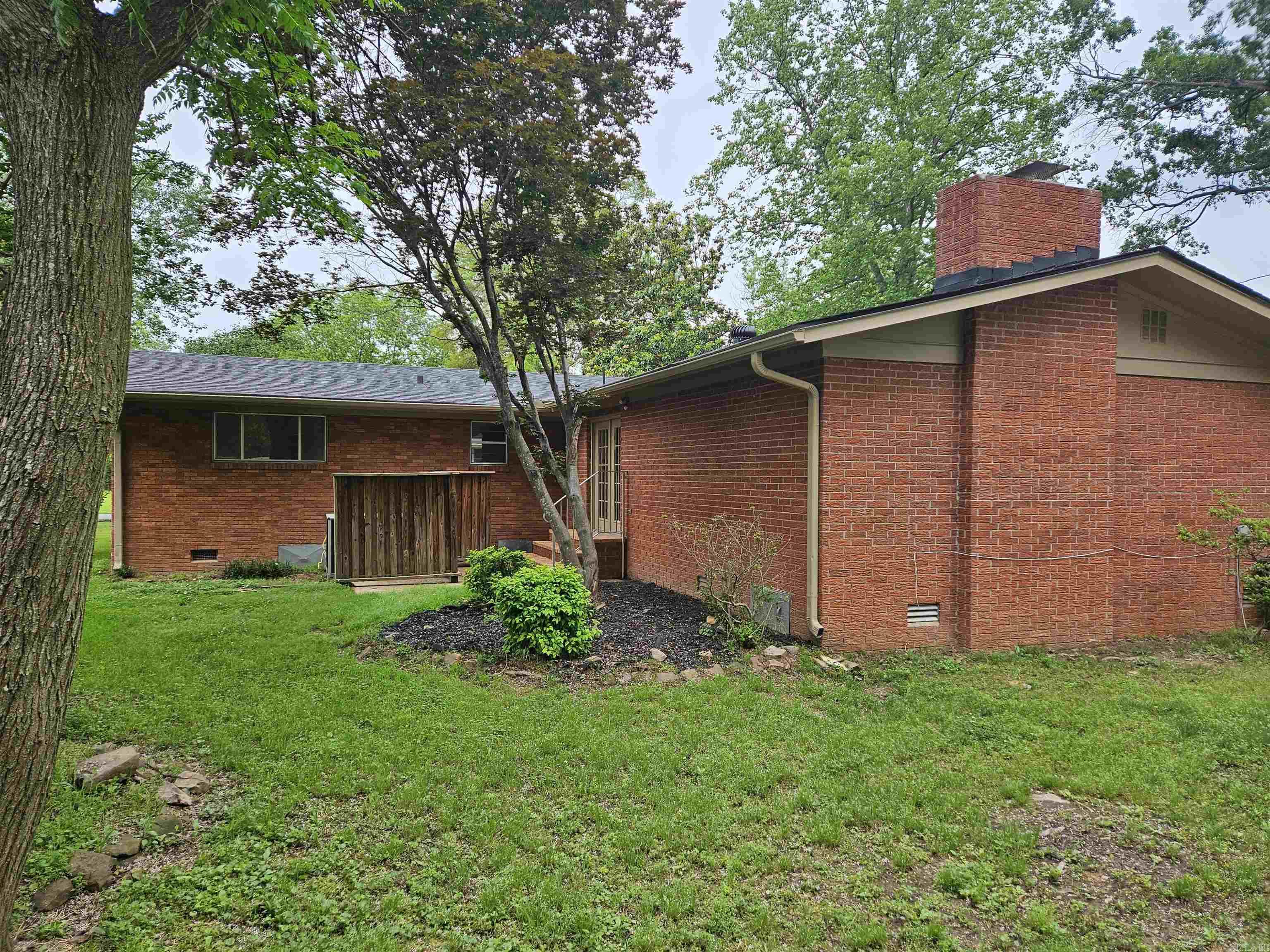 12 Marshall Dr