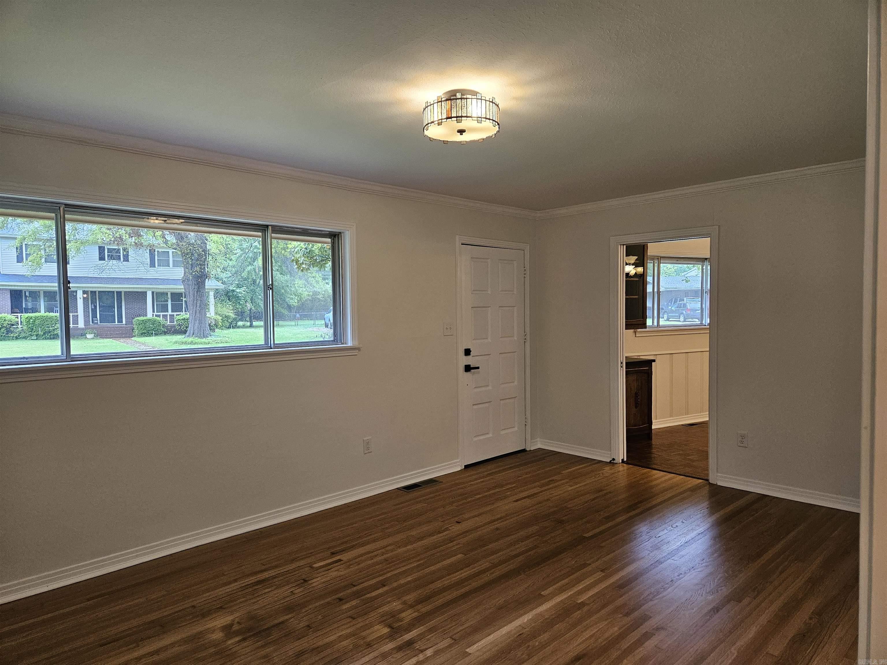 12 Marshall Dr