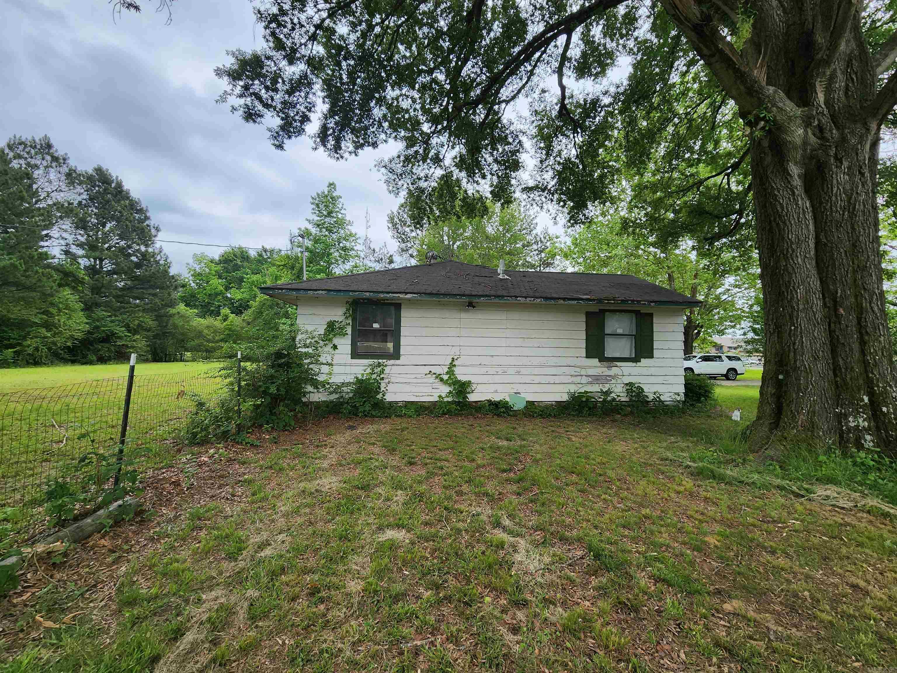 820 Holmes Road