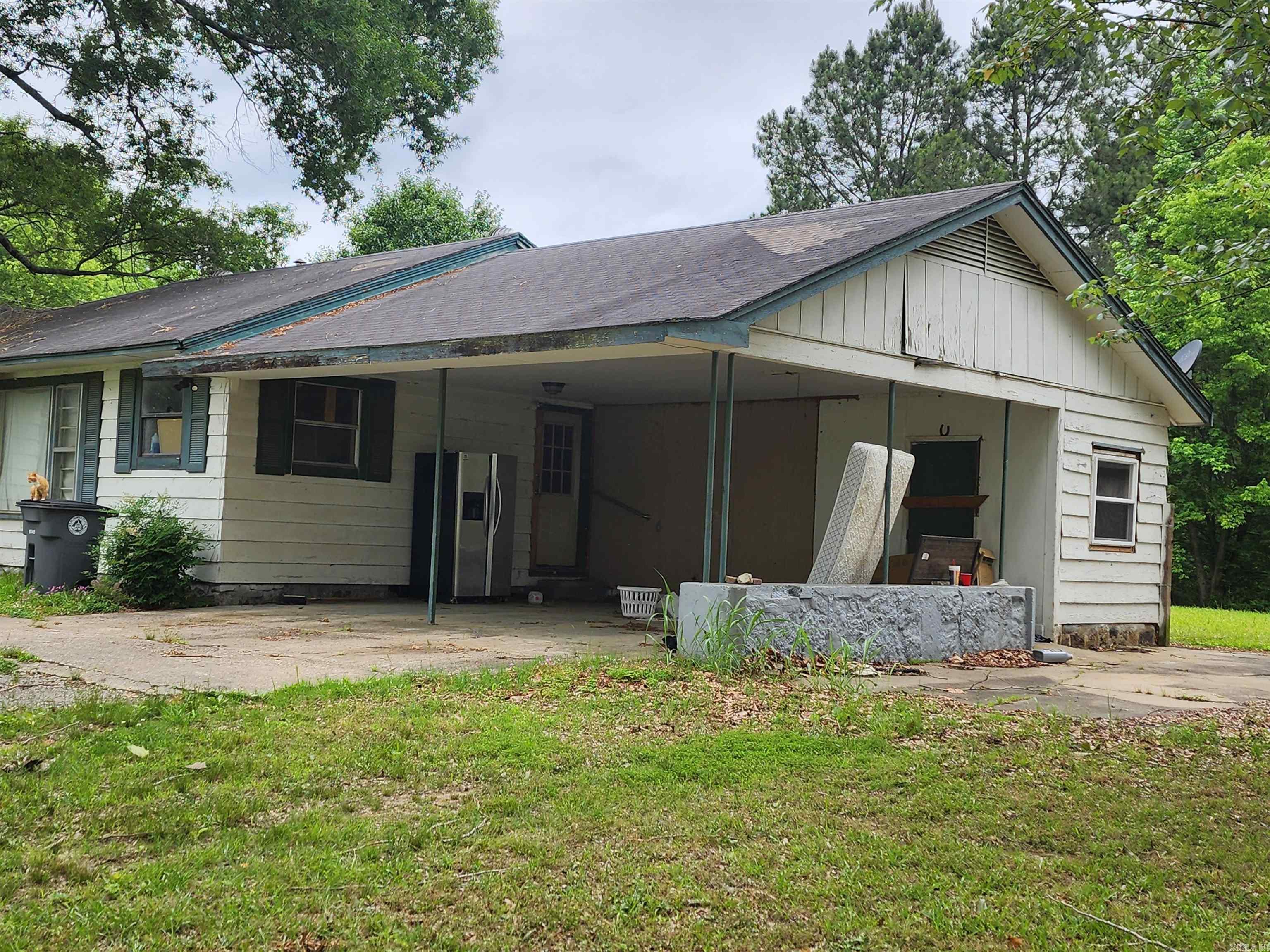 820 Holmes Road