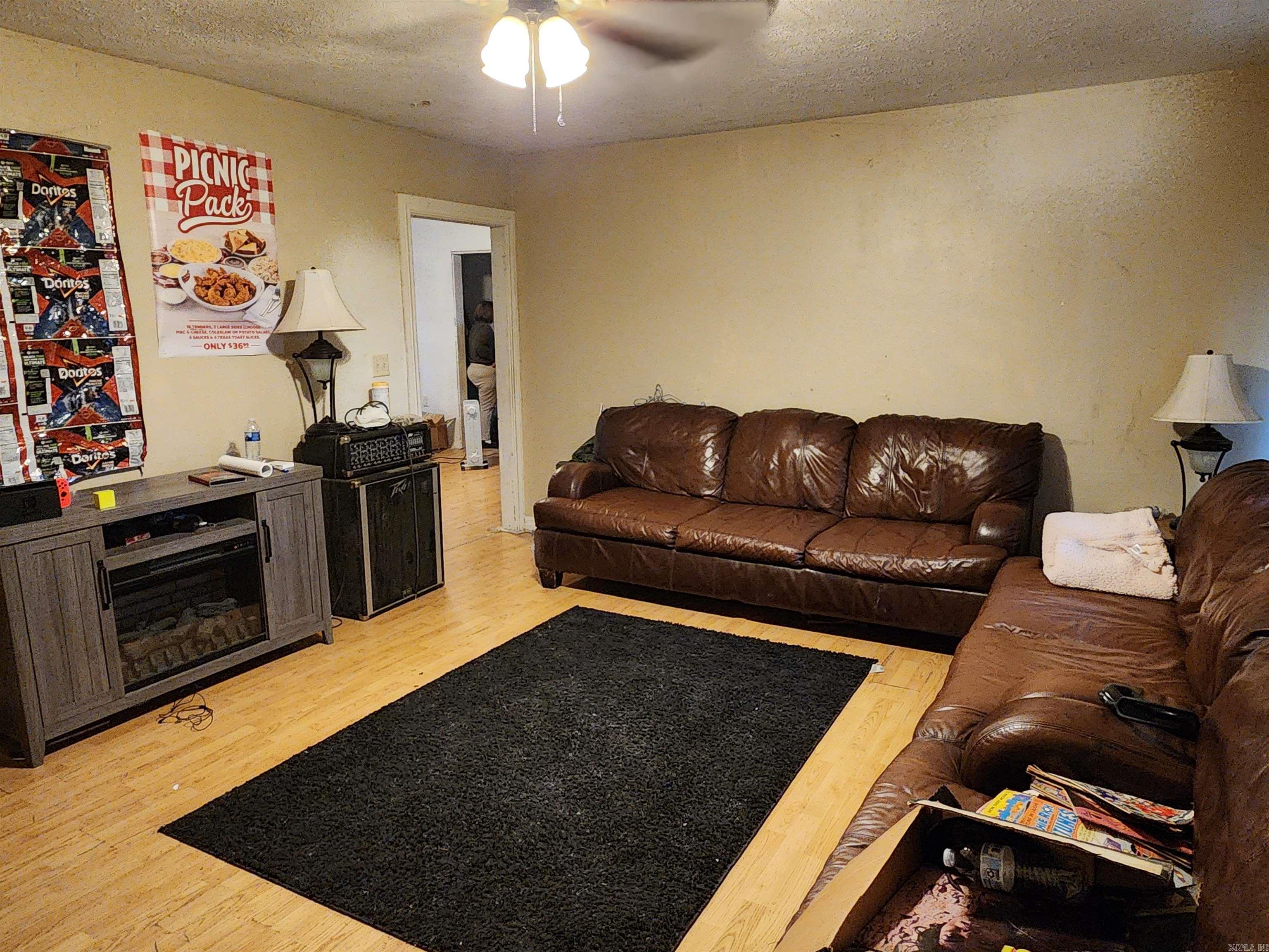 820 Holmes Road