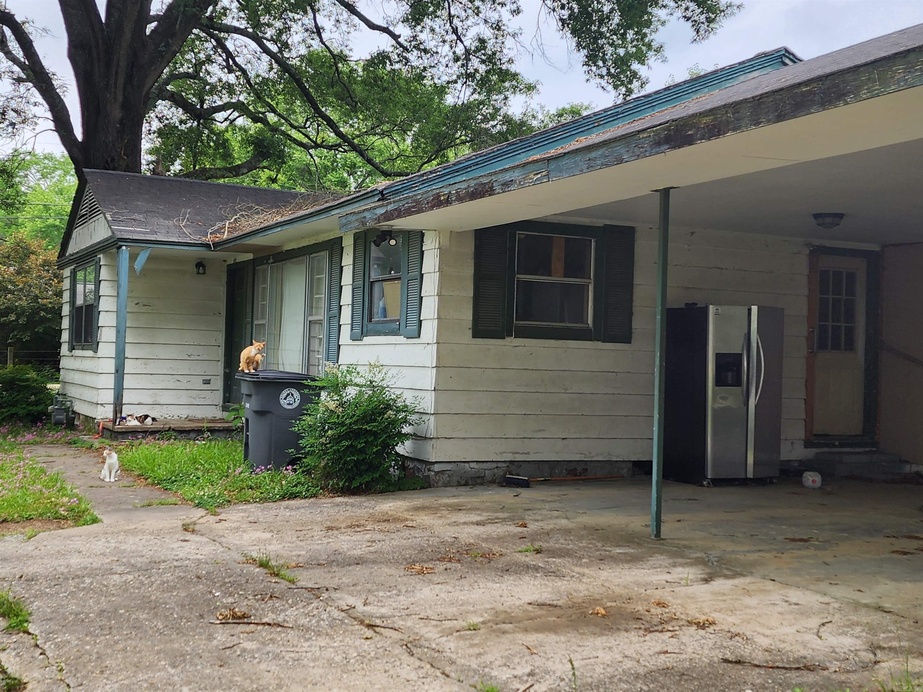 820 Holmes Road