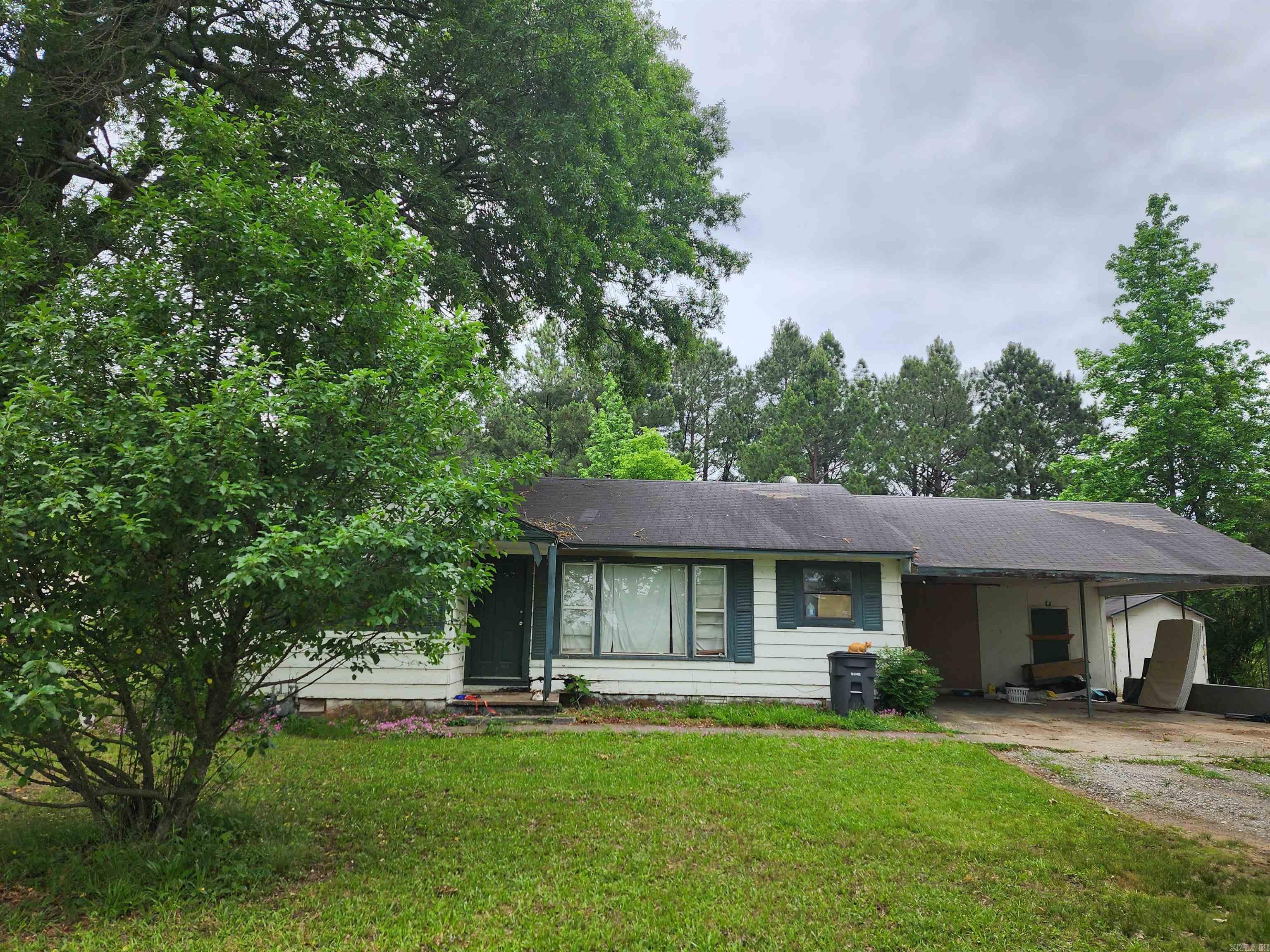 820 Holmes Road