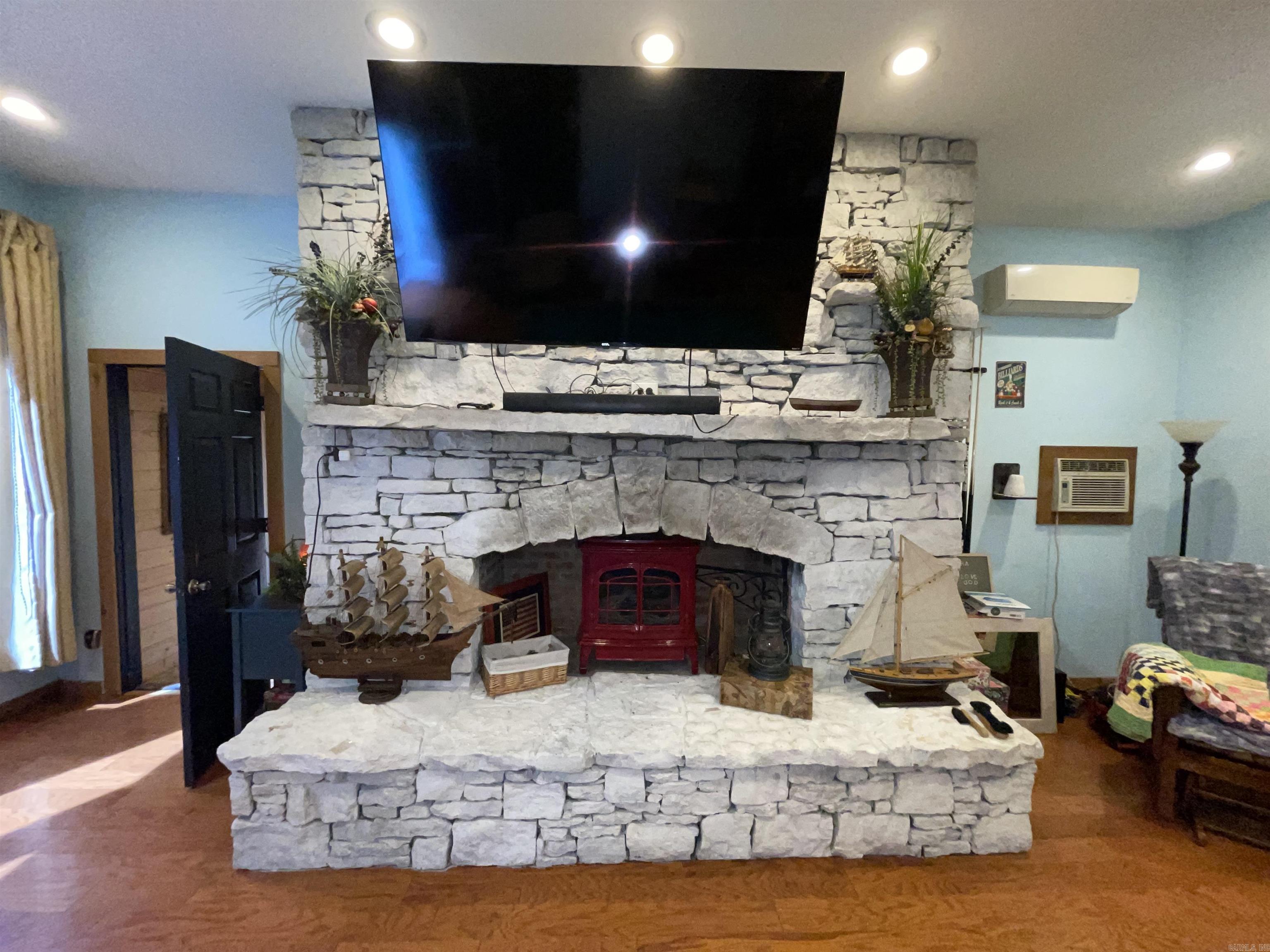 210 Highland Road