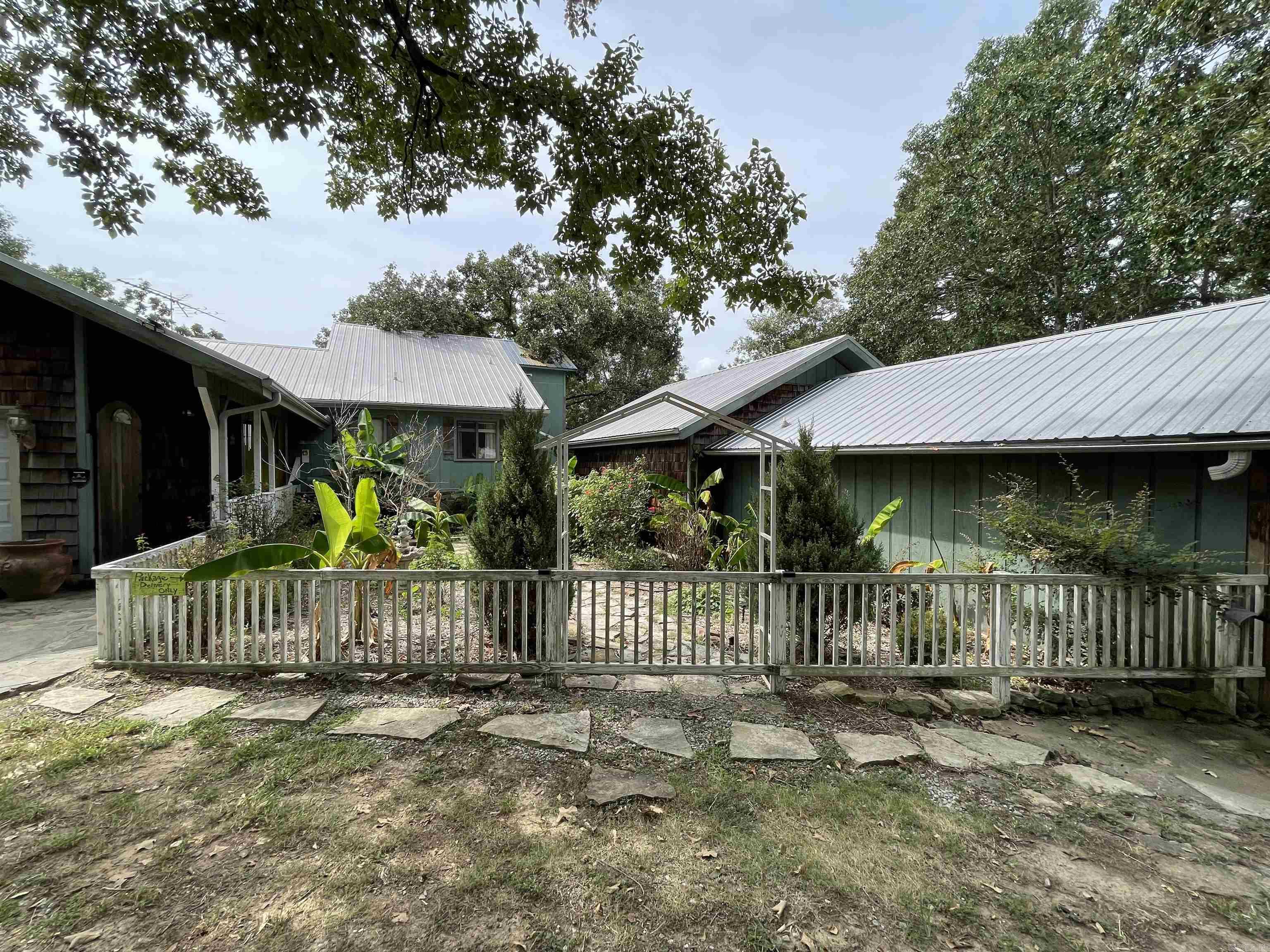 210 Highland Road