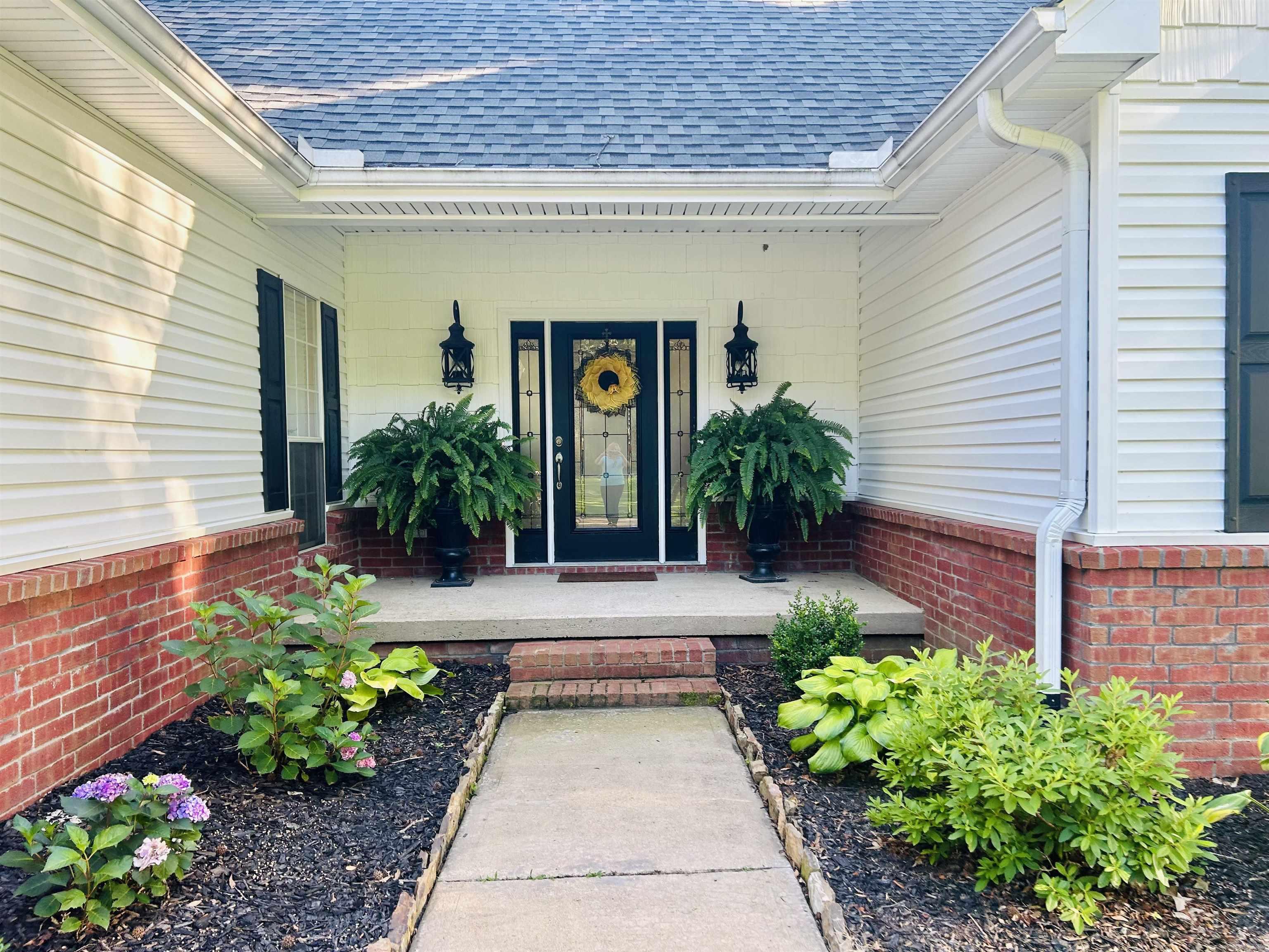 171 Vernon Harvey Road