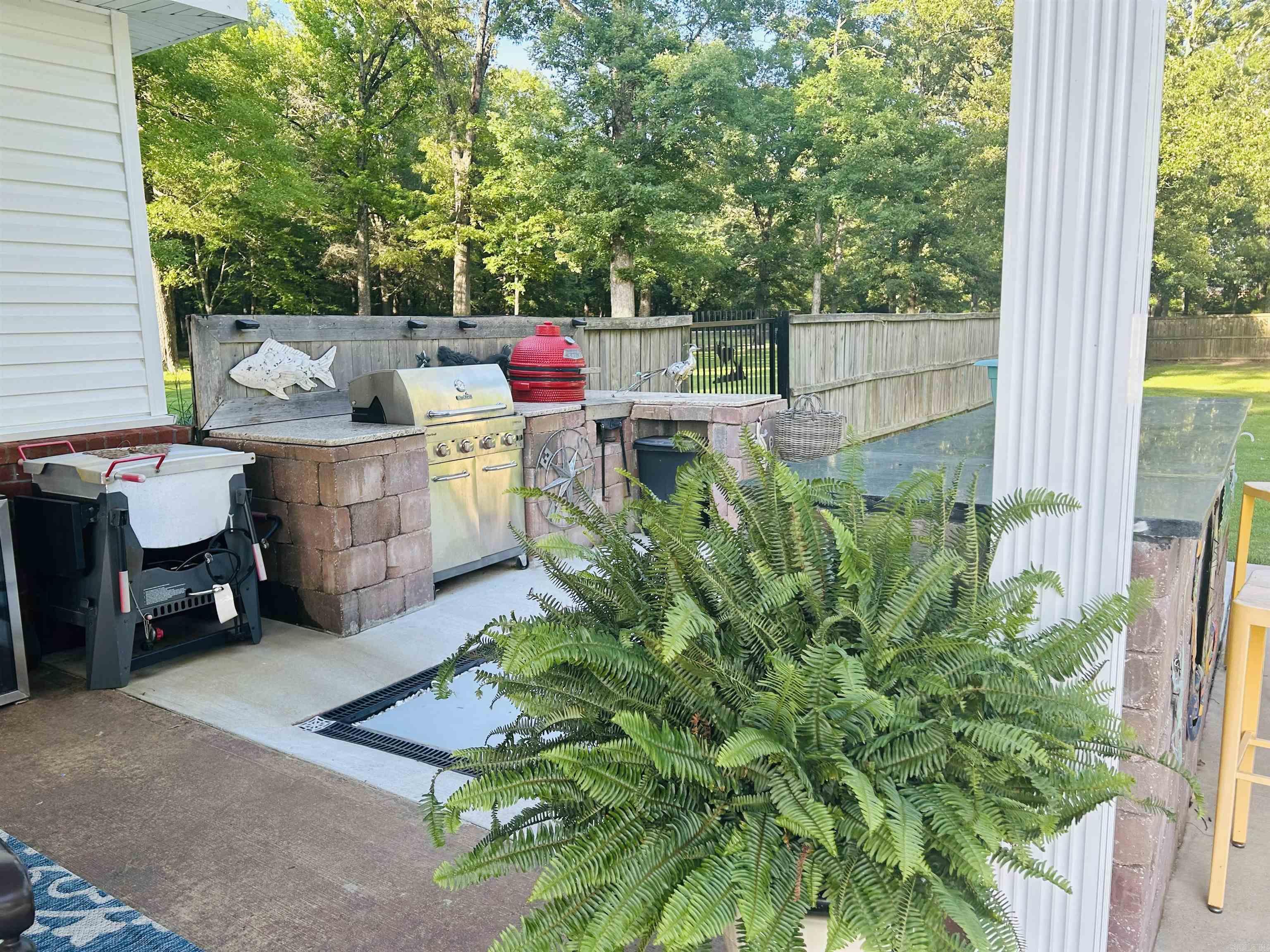 171 Vernon Harvey Road