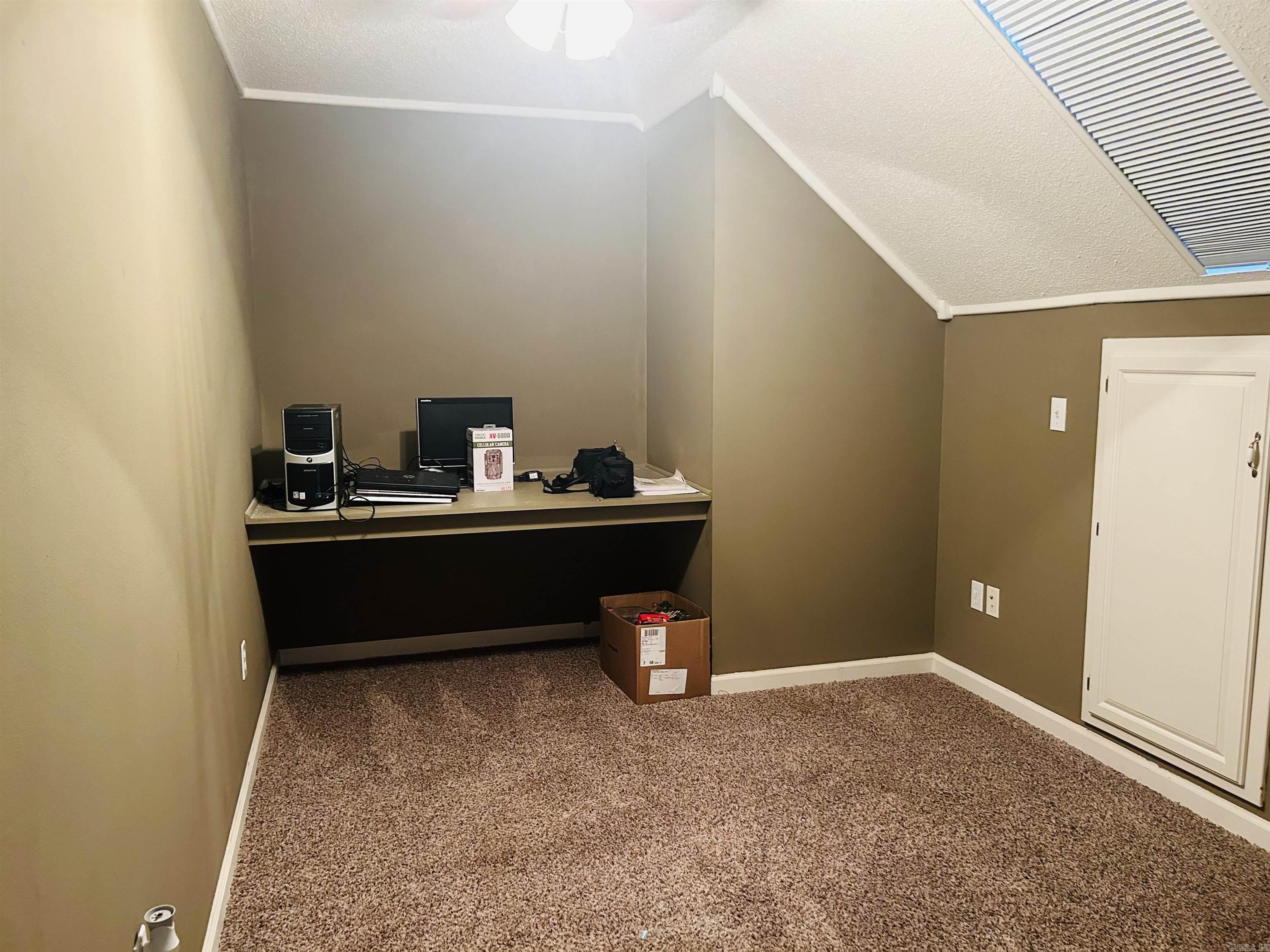 171 Vernon Harvey Road