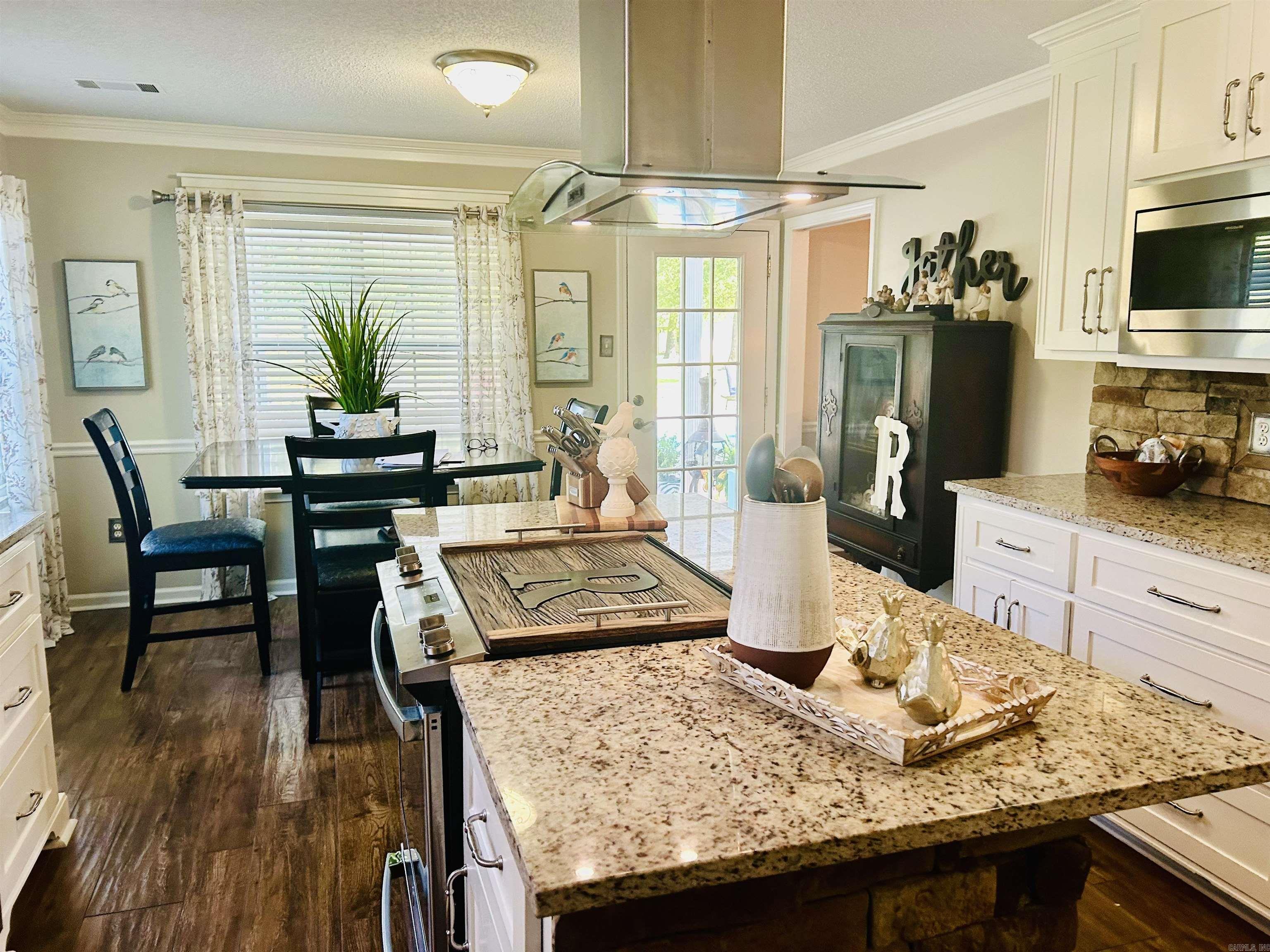 171 Vernon Harvey Road