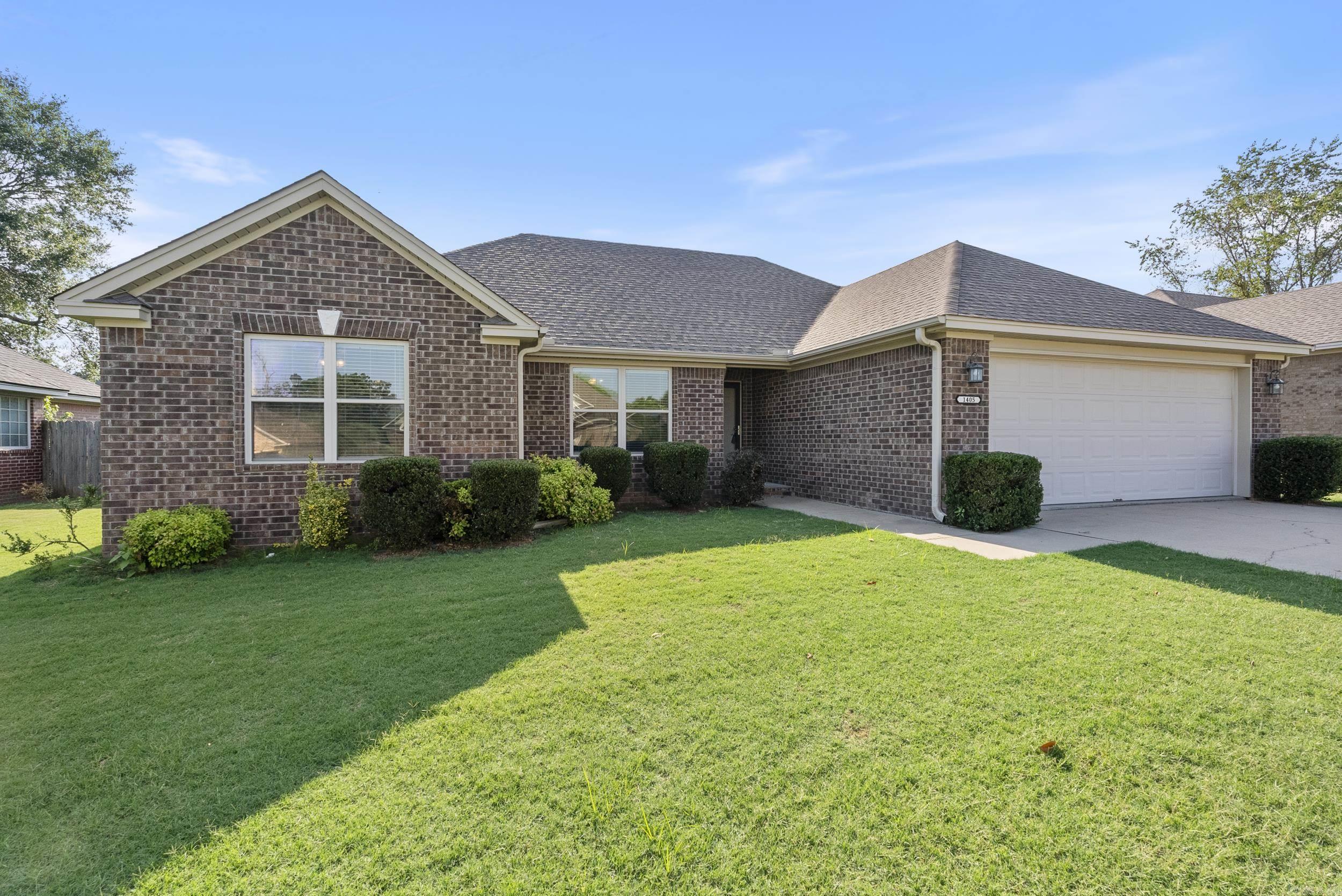 1405 Lauren Drive