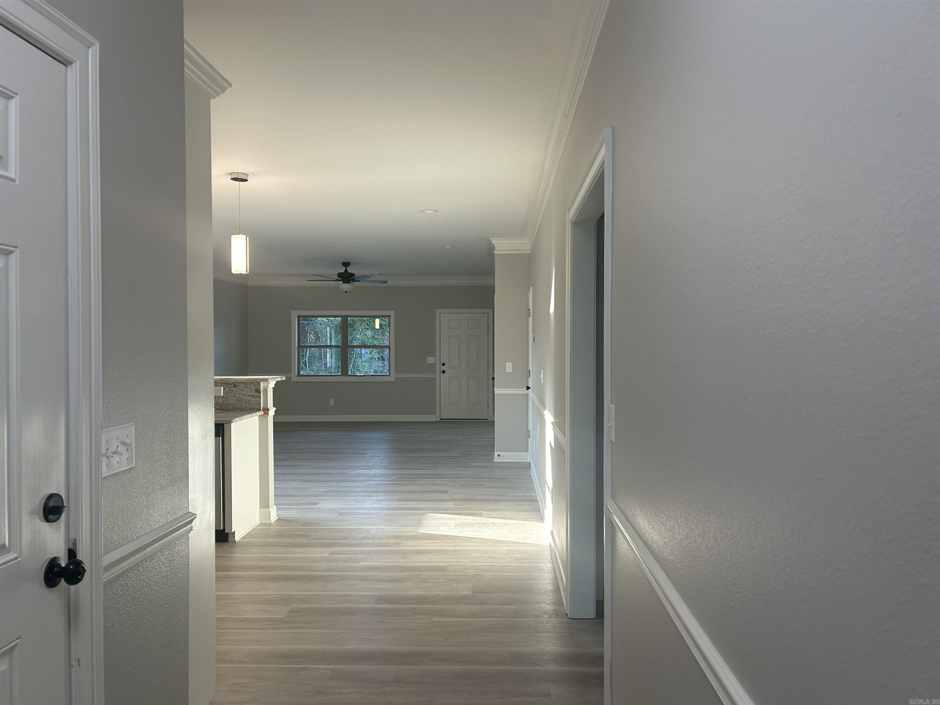 1600 E Market Avenue