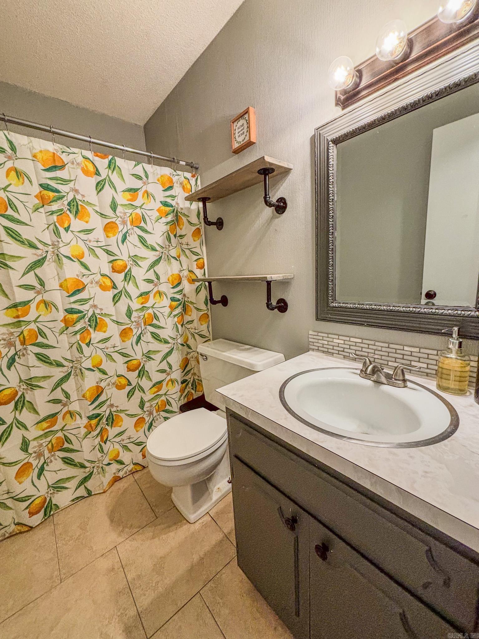 48 Indian Trail