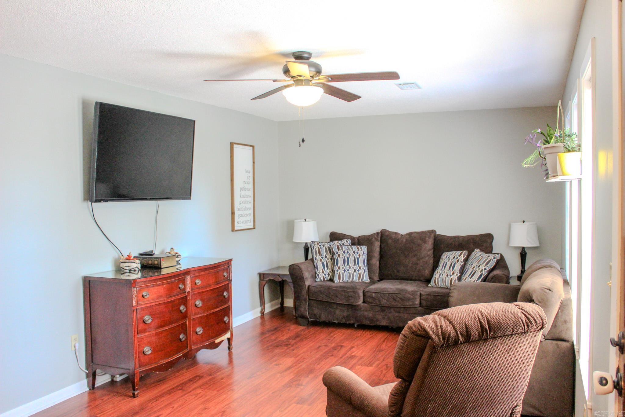 48 Indian Trail