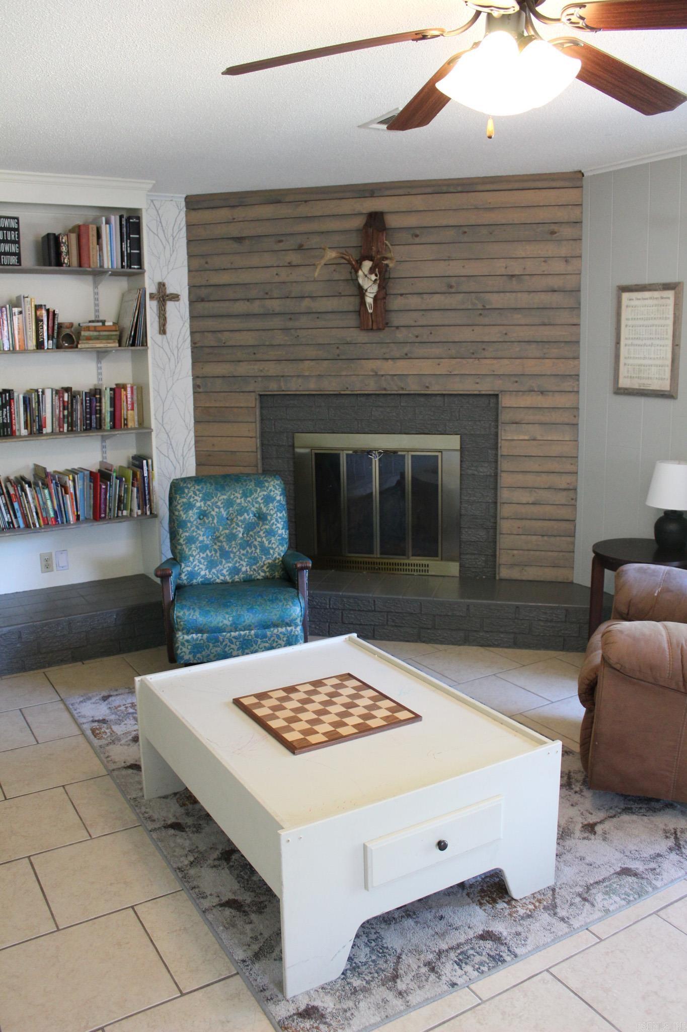 48 Indian Trail