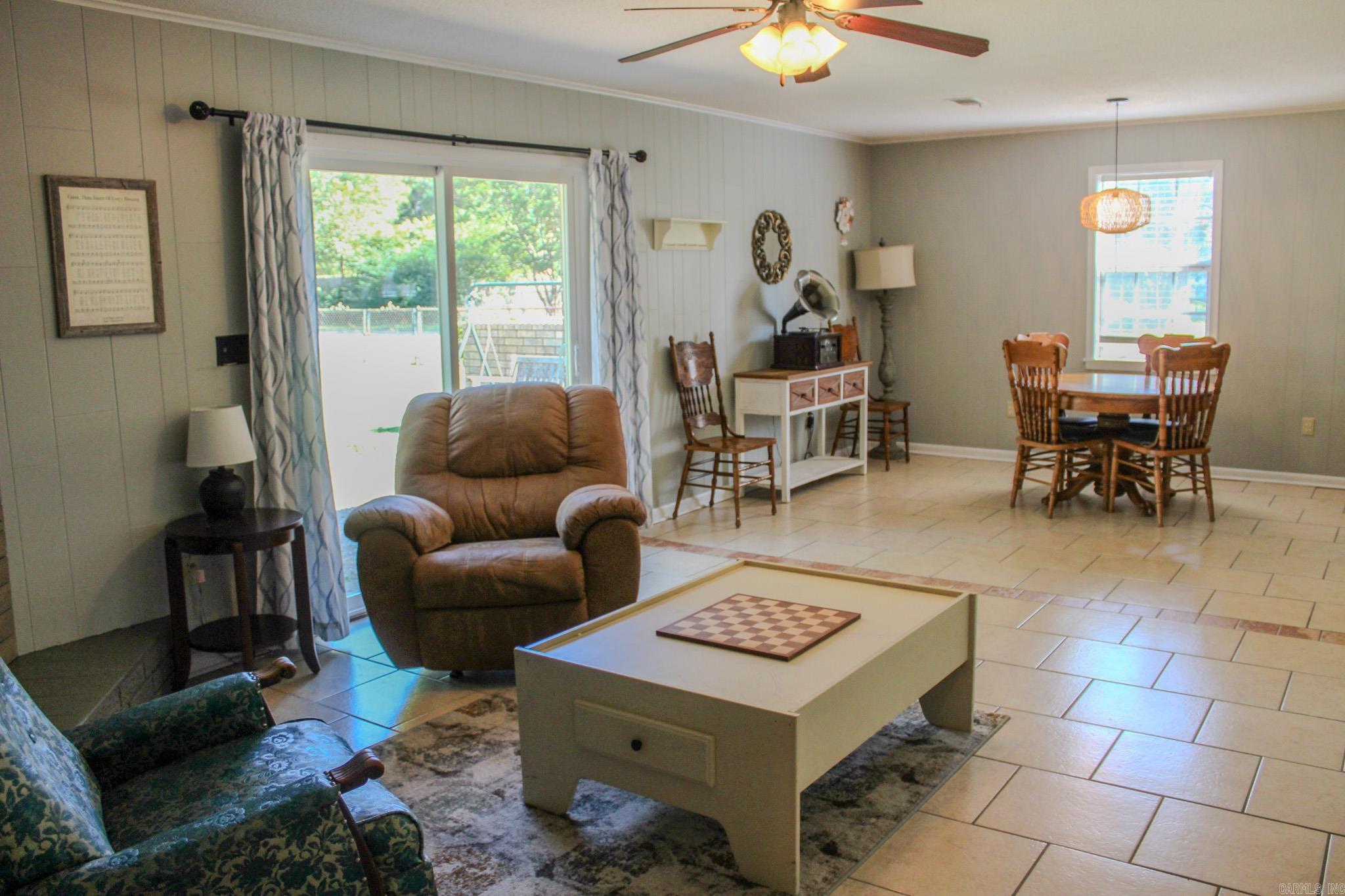 48 Indian Trail