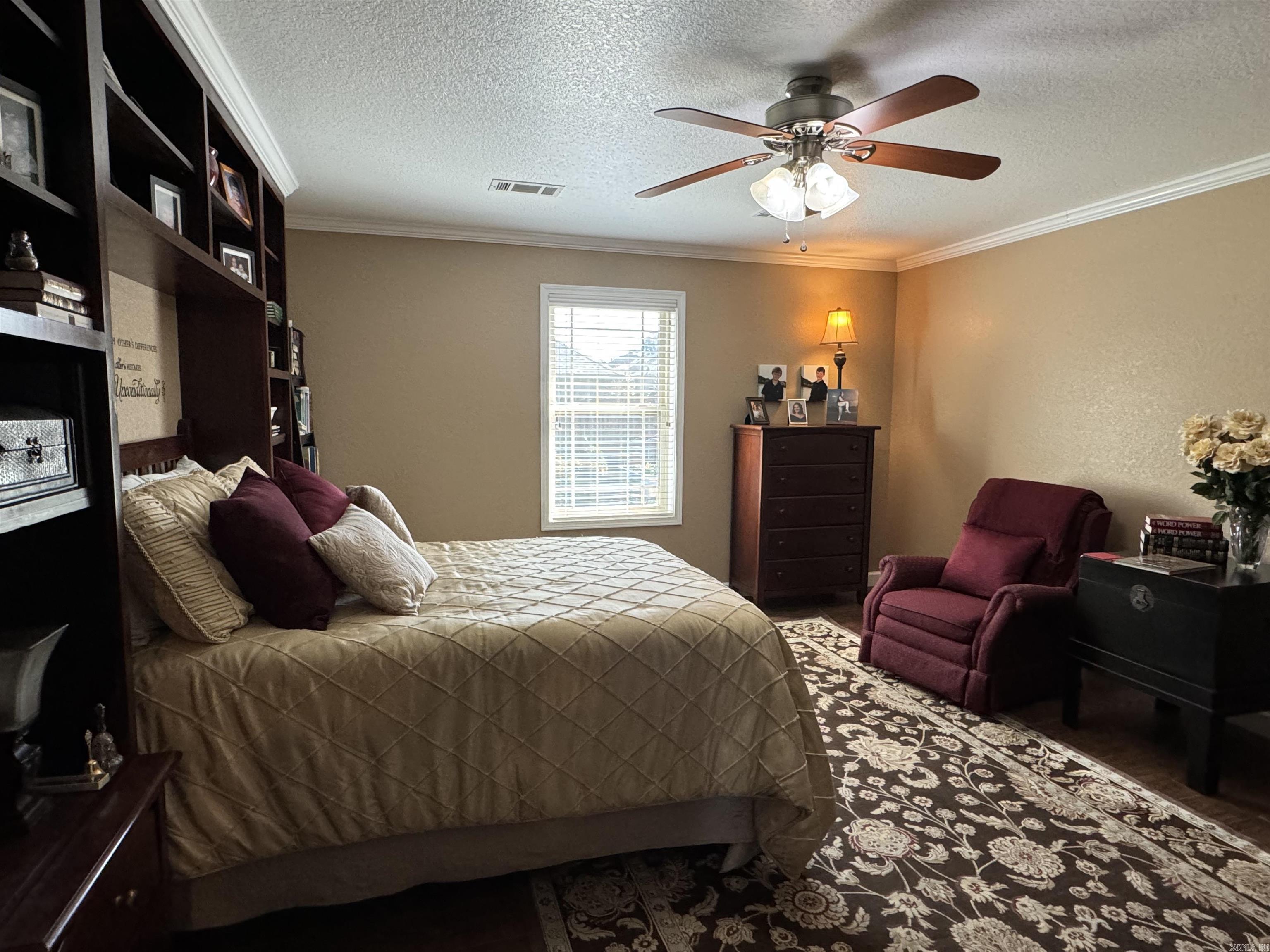 600 Samuel Loyce Drive