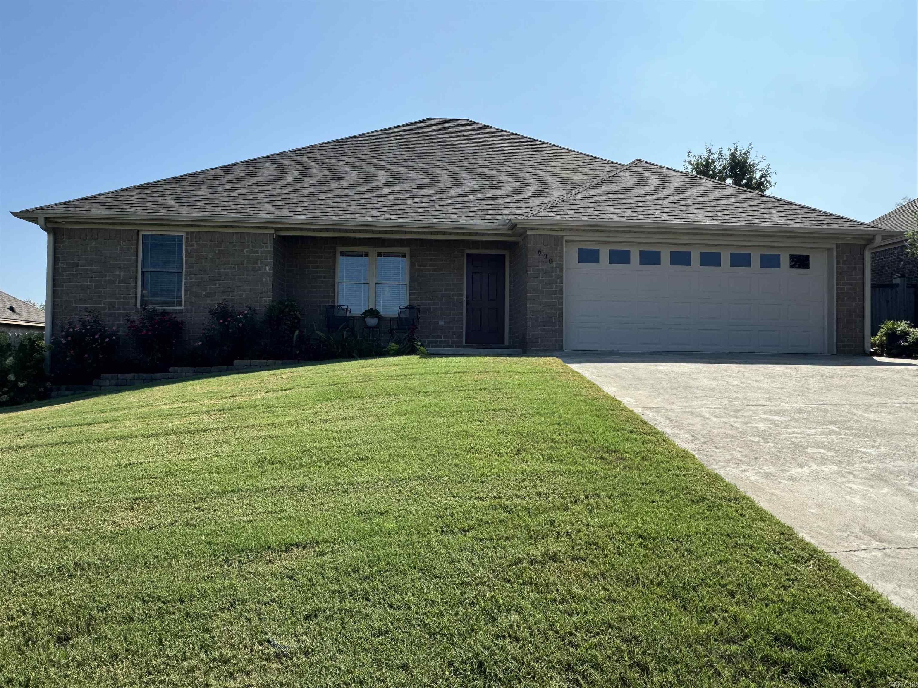 600 Samuel Loyce Drive