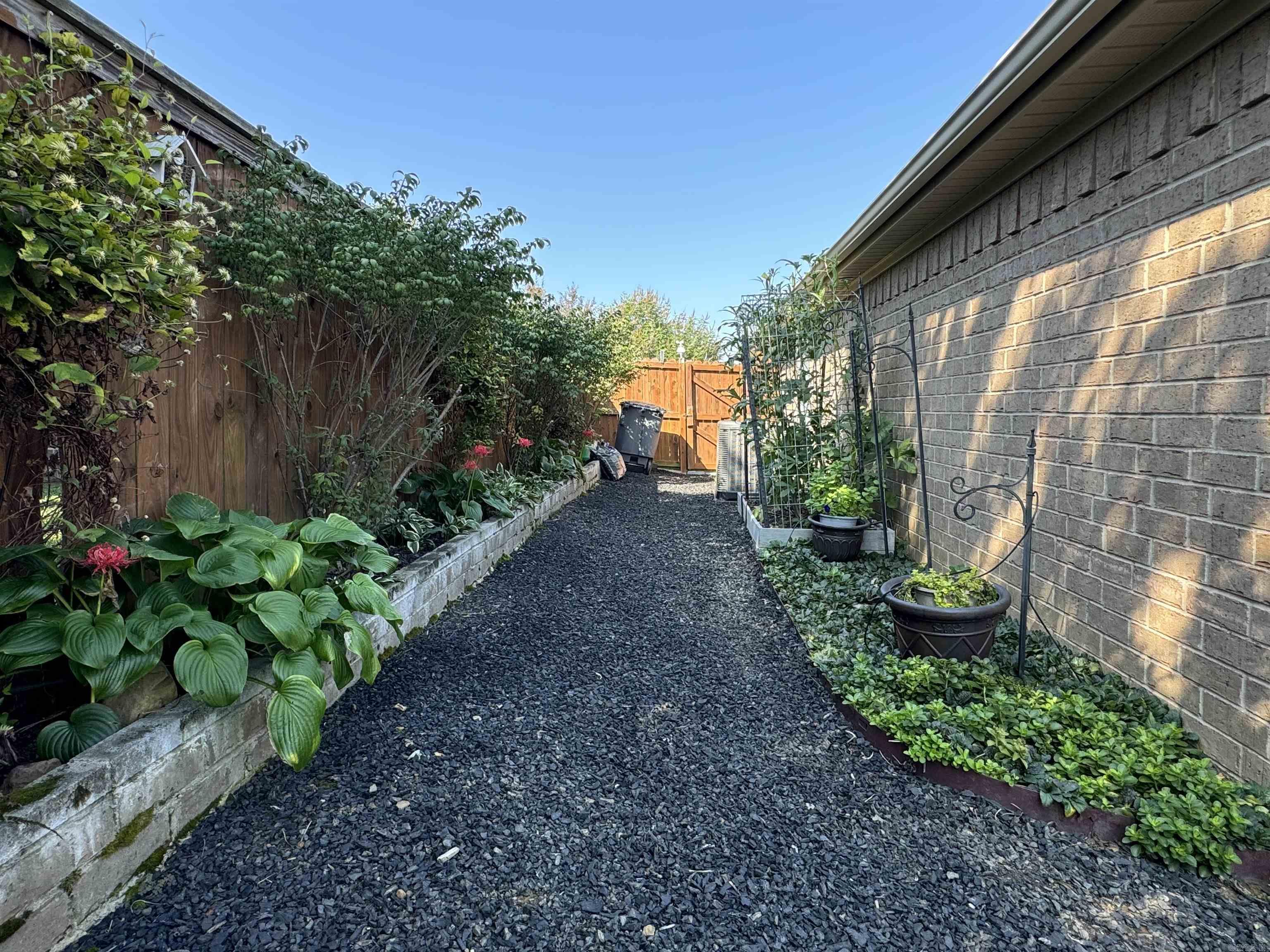 600 Samuel Loyce Drive