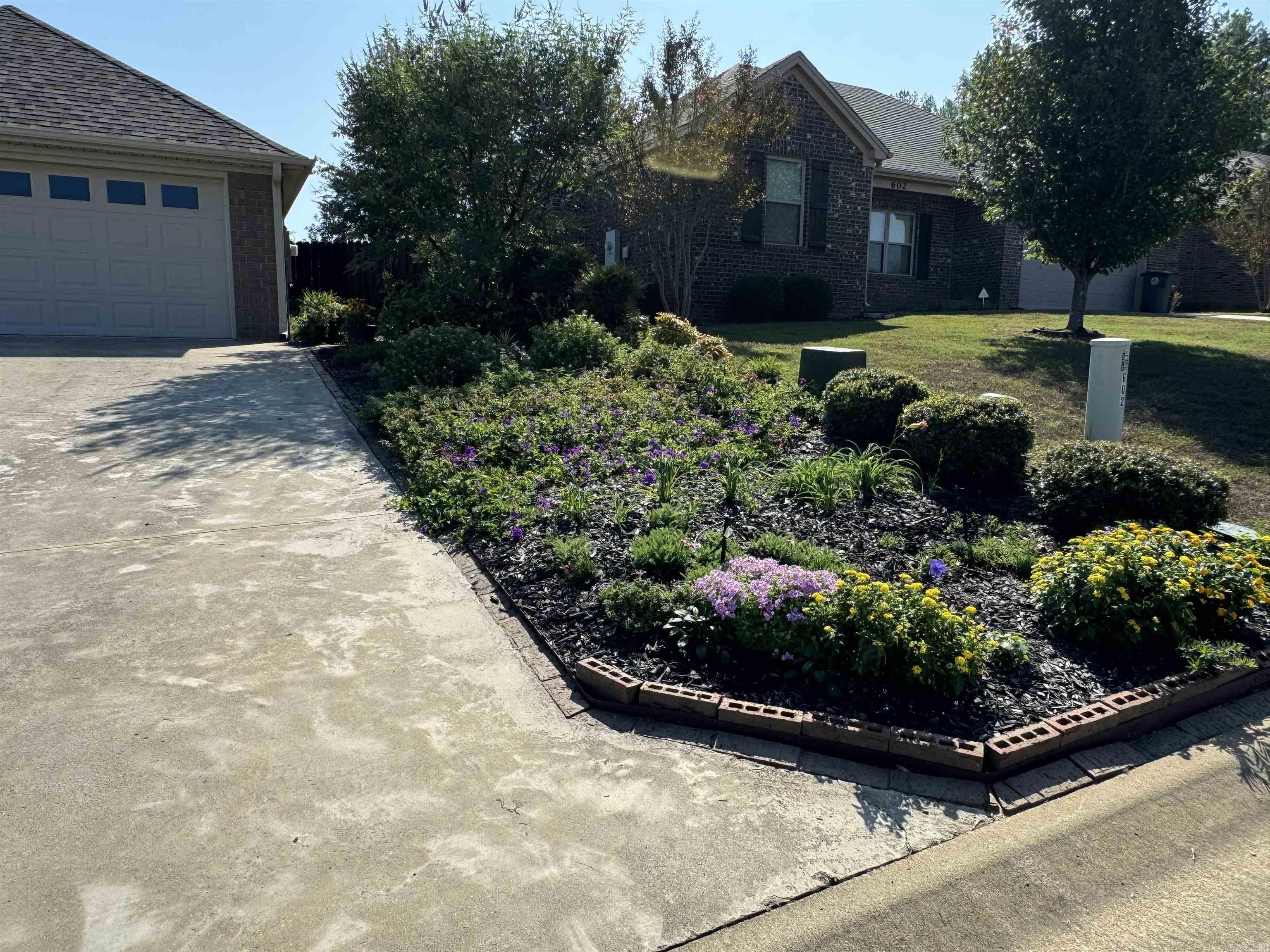 600 Samuel Loyce Drive