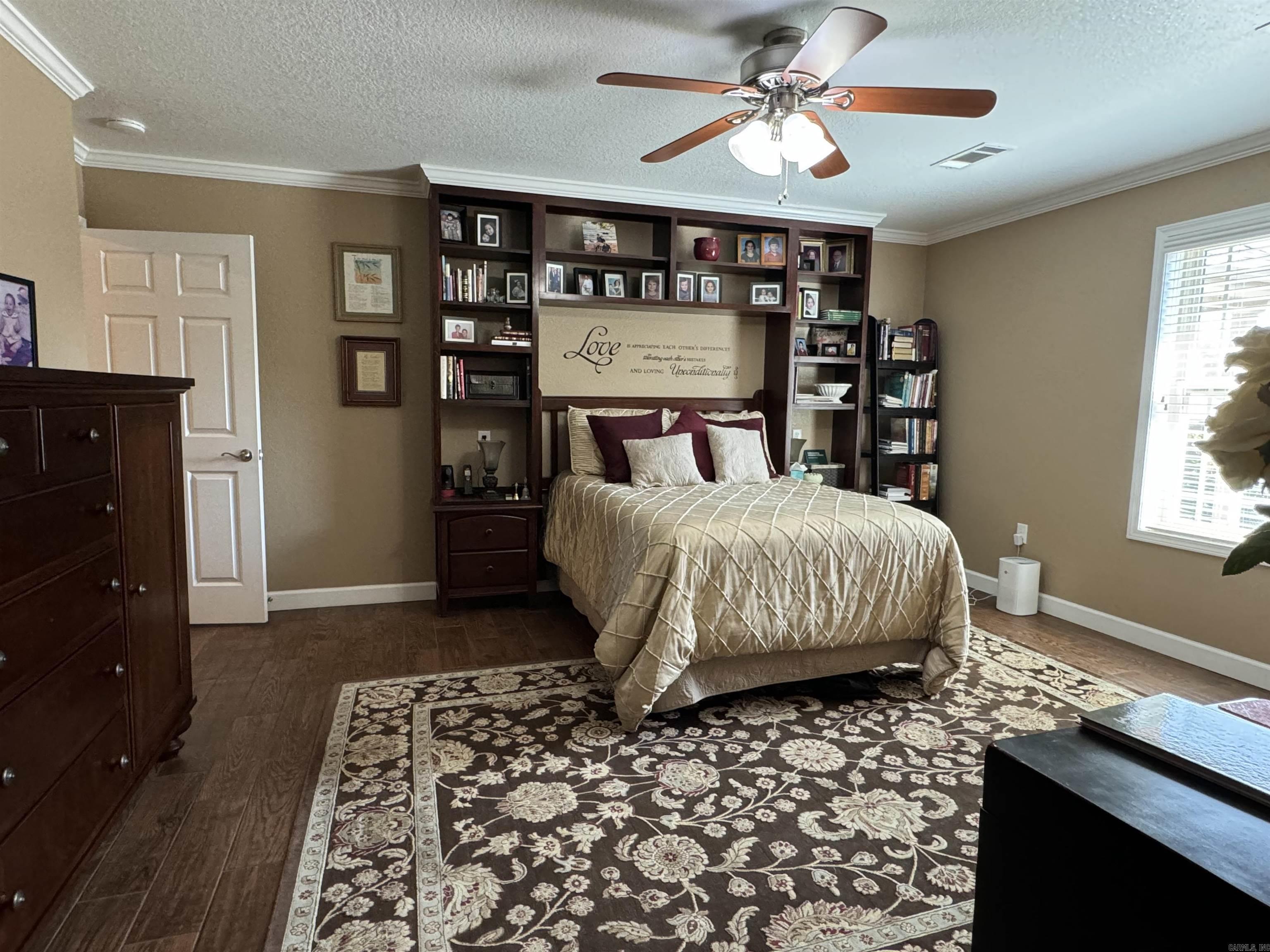 600 Samuel Loyce Drive