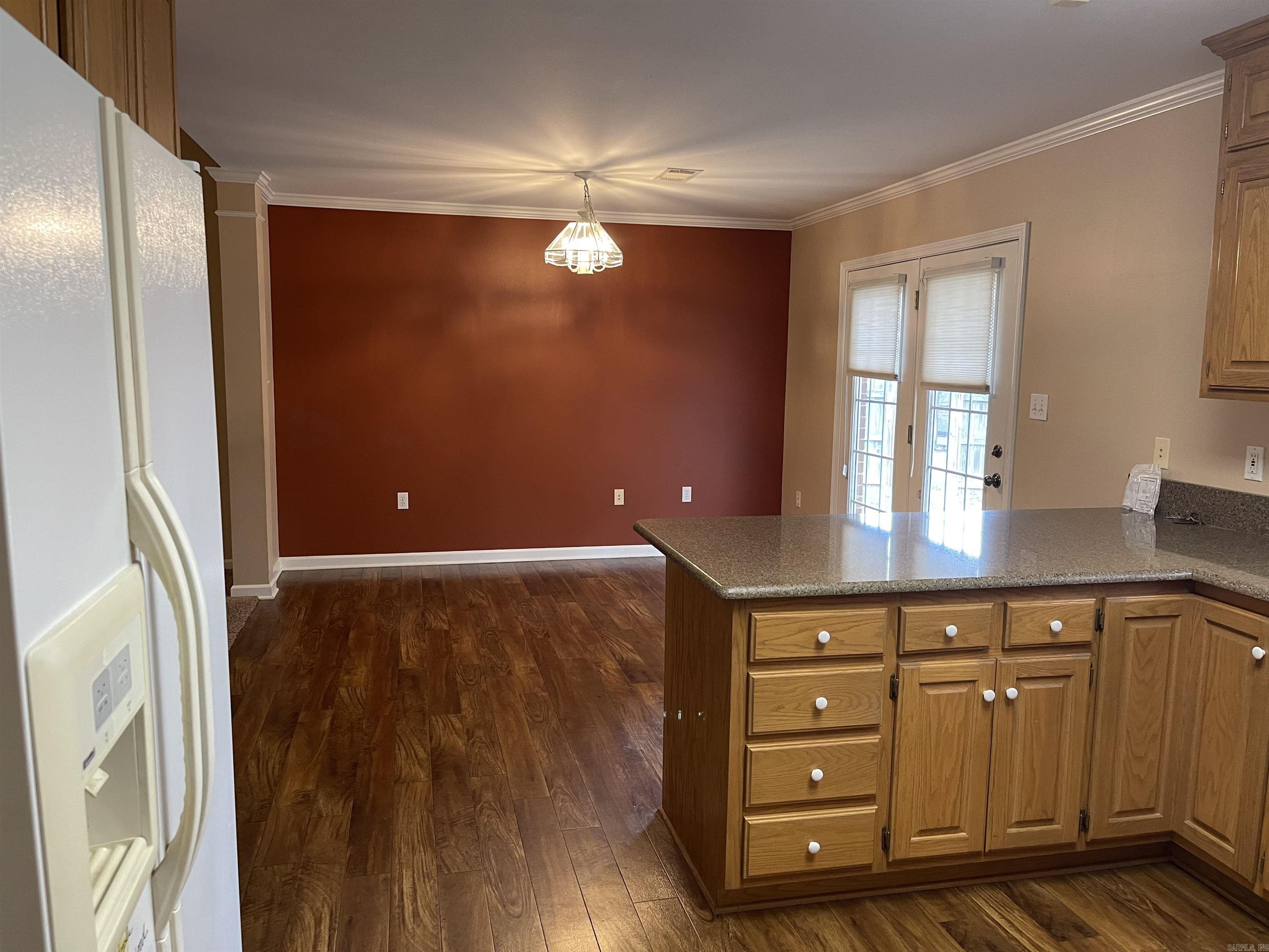 2307 Cattail Road