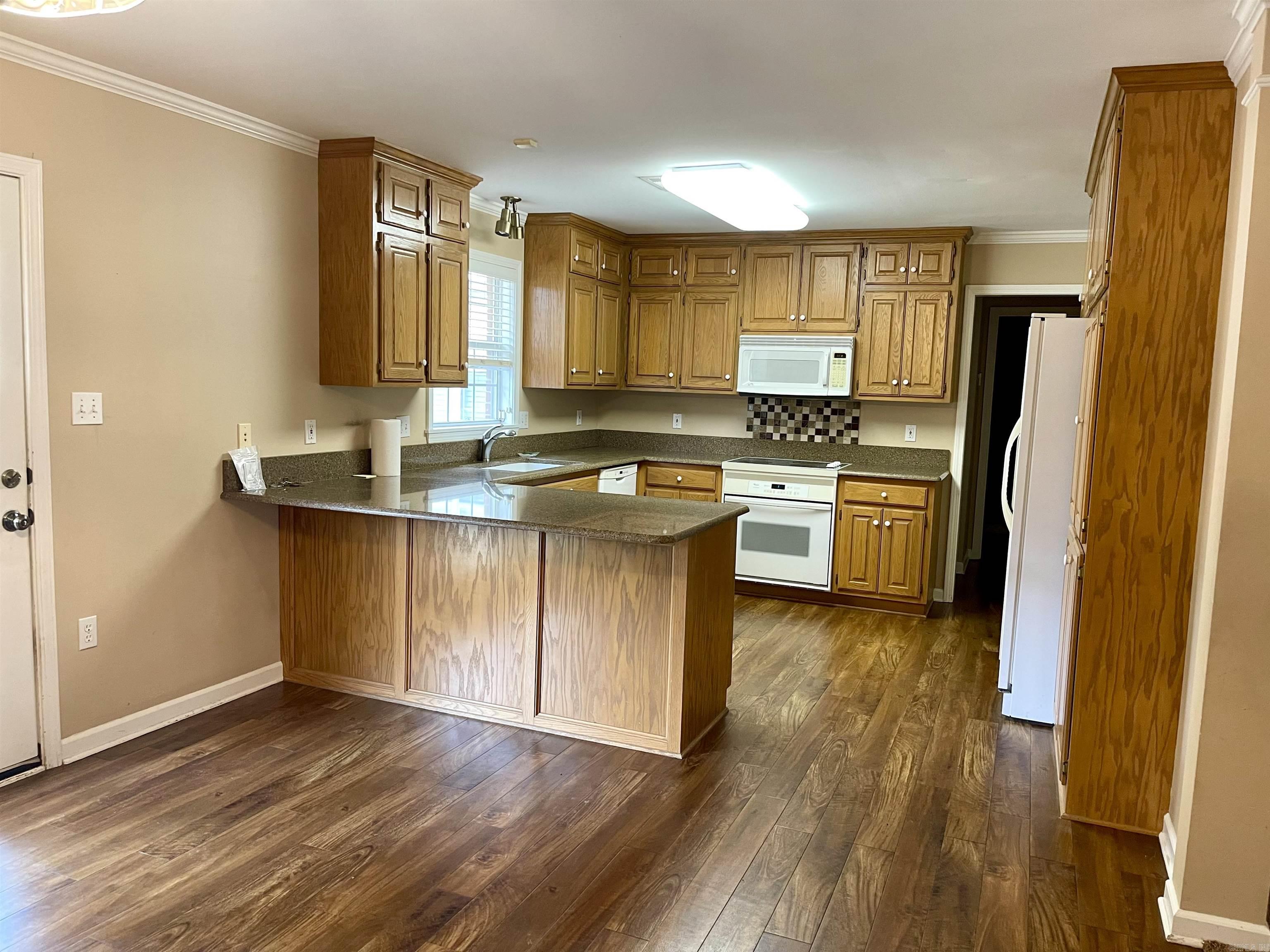 2307 Cattail Road