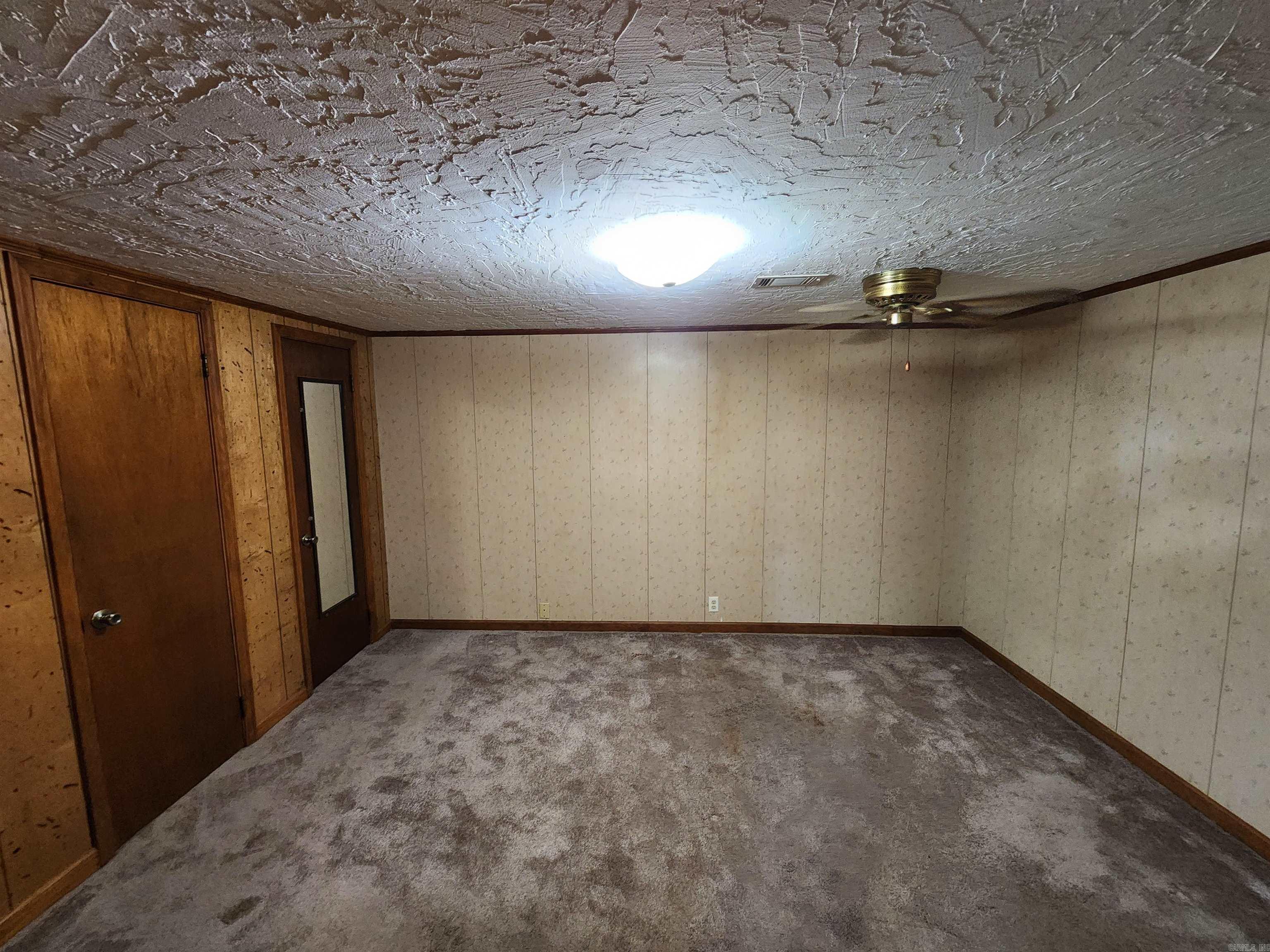 548 New Hart Road