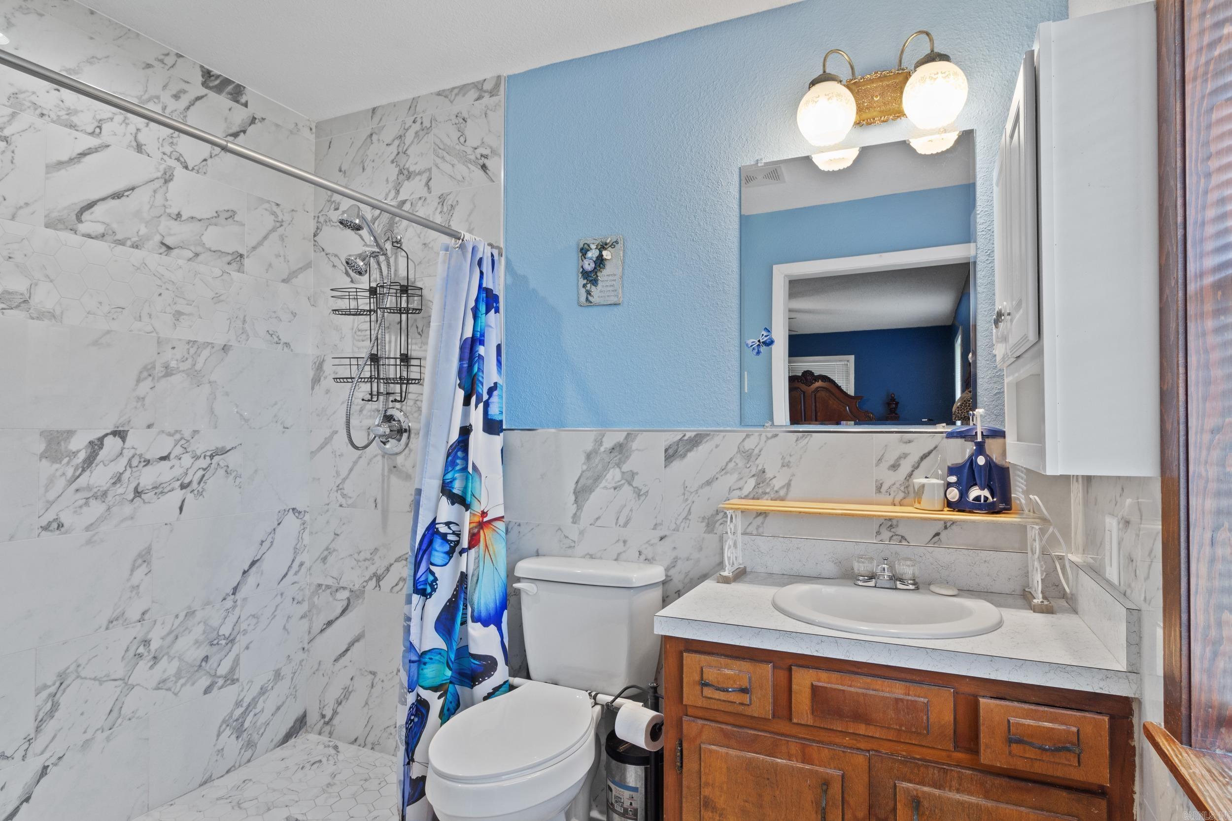 1 Blue Ridge Dr Drive