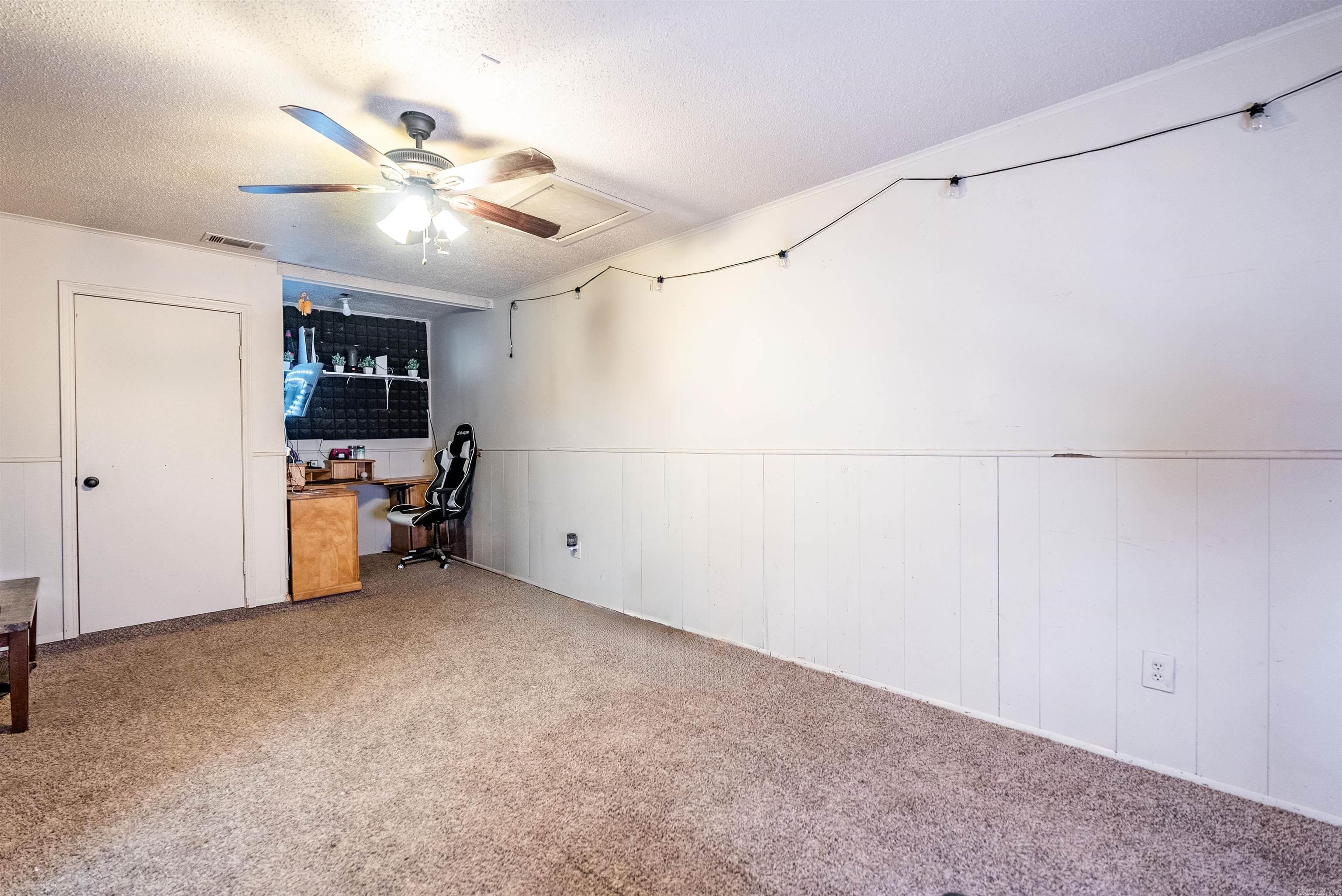 1002 Latigo Trail