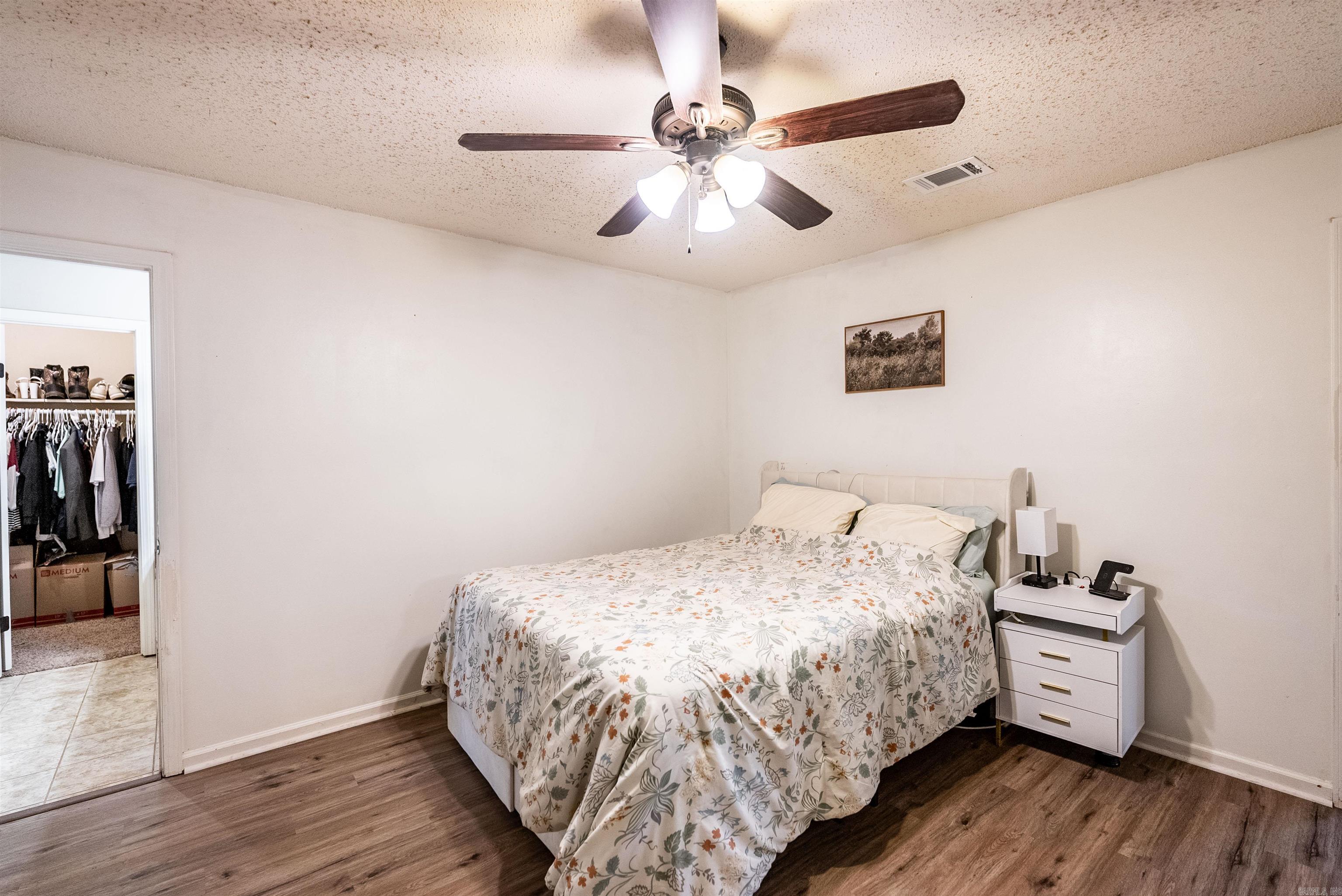 1002 Latigo Trail