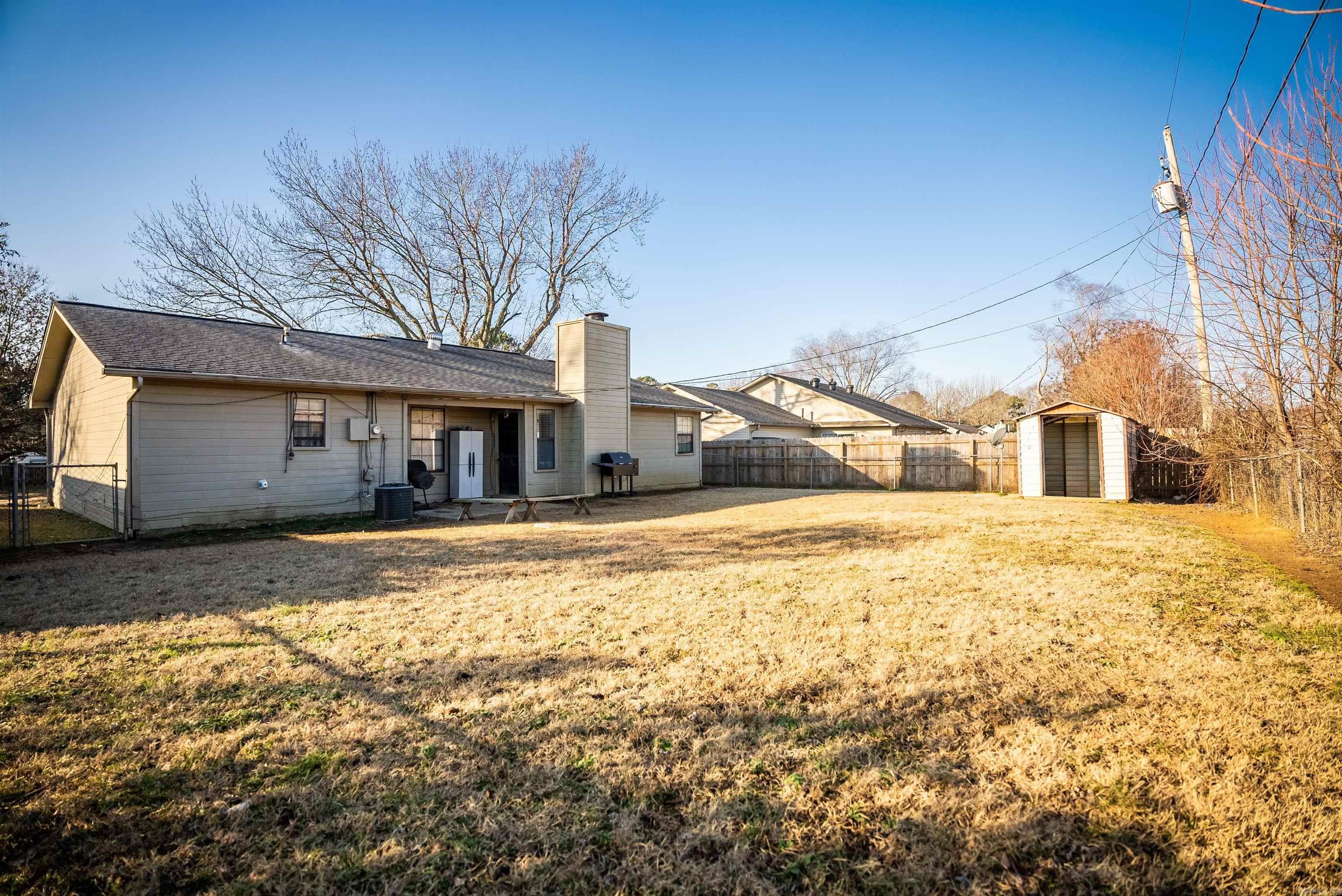 1002 Latigo Trail