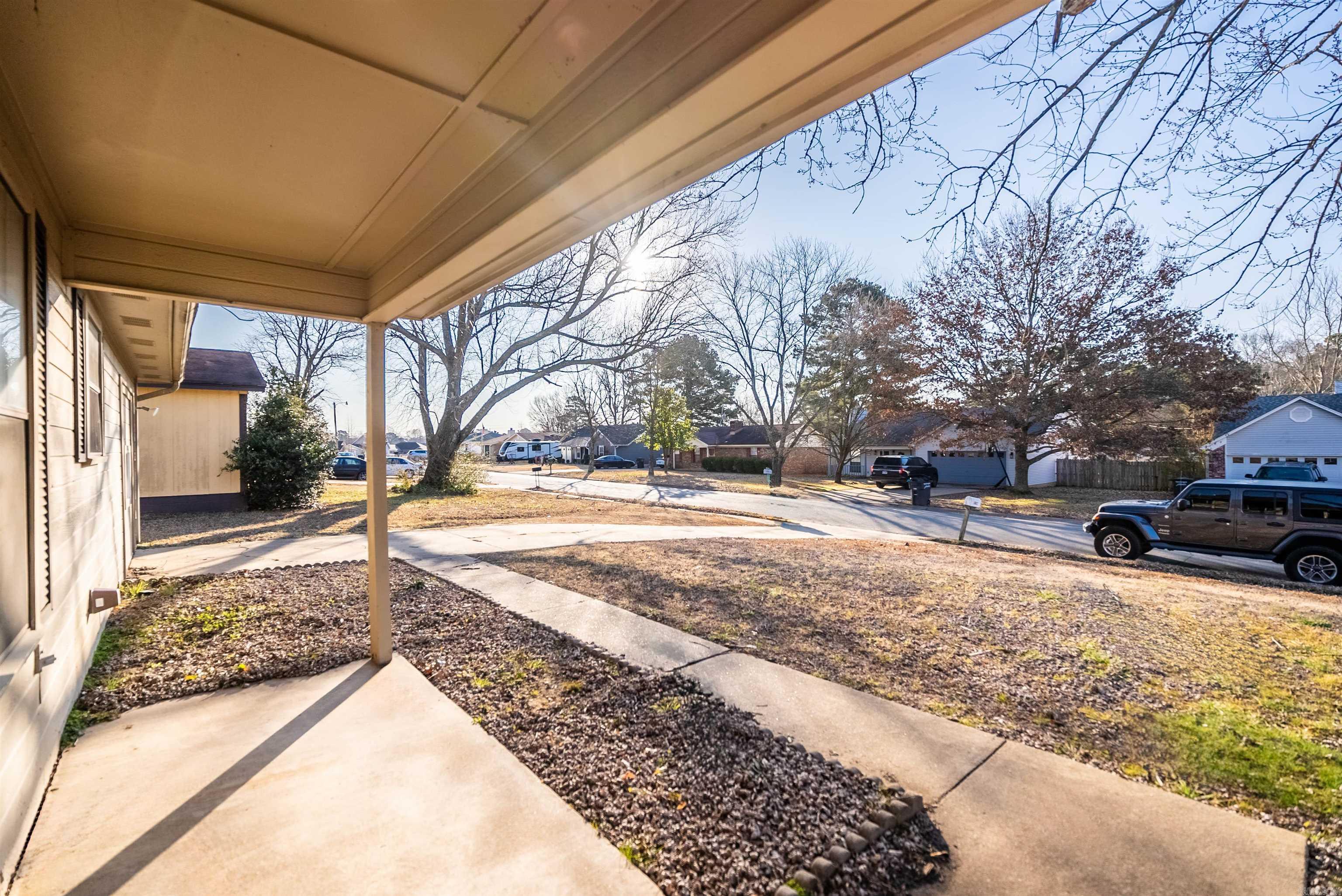 1002 Latigo Trail