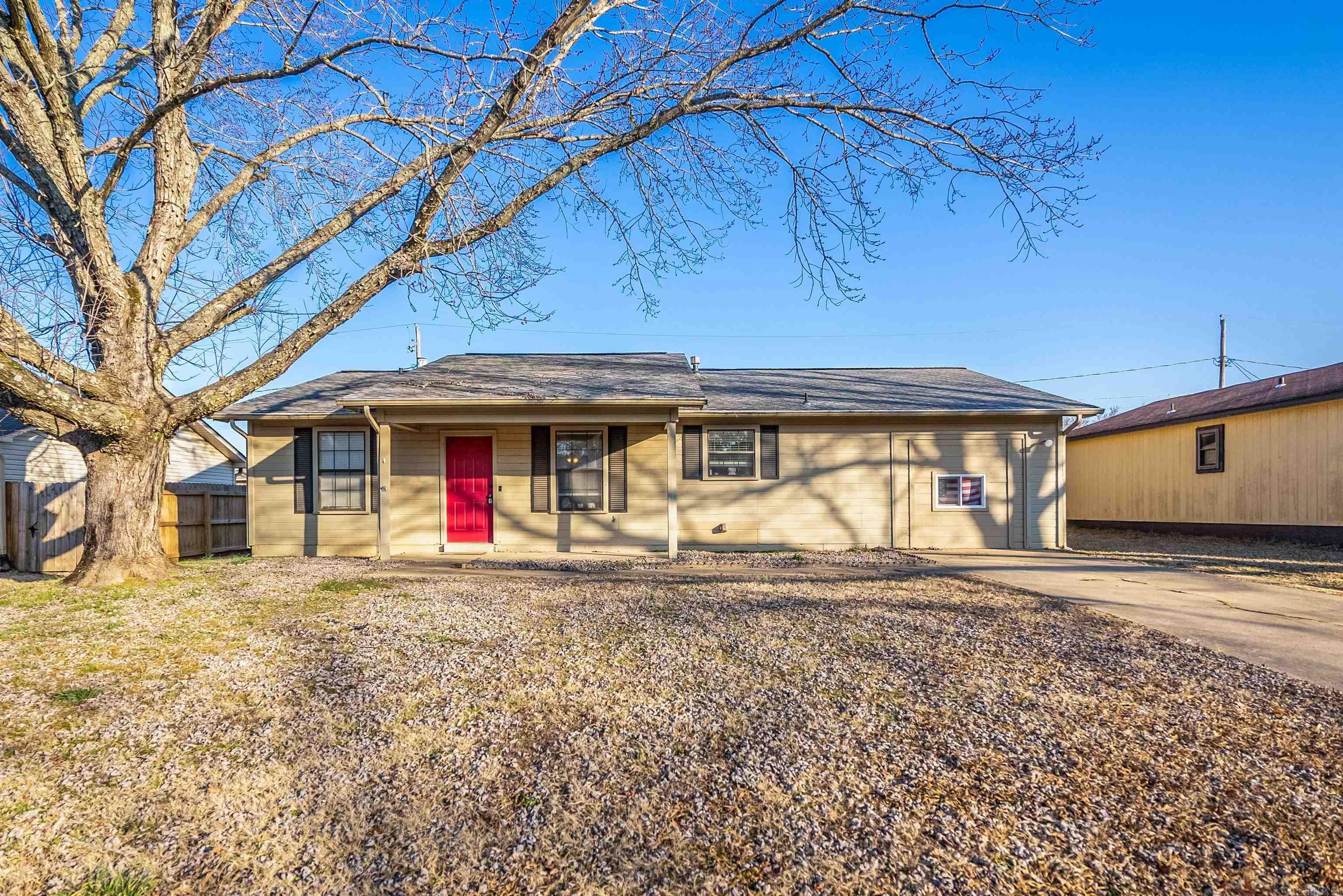 1002 Latigo Trail