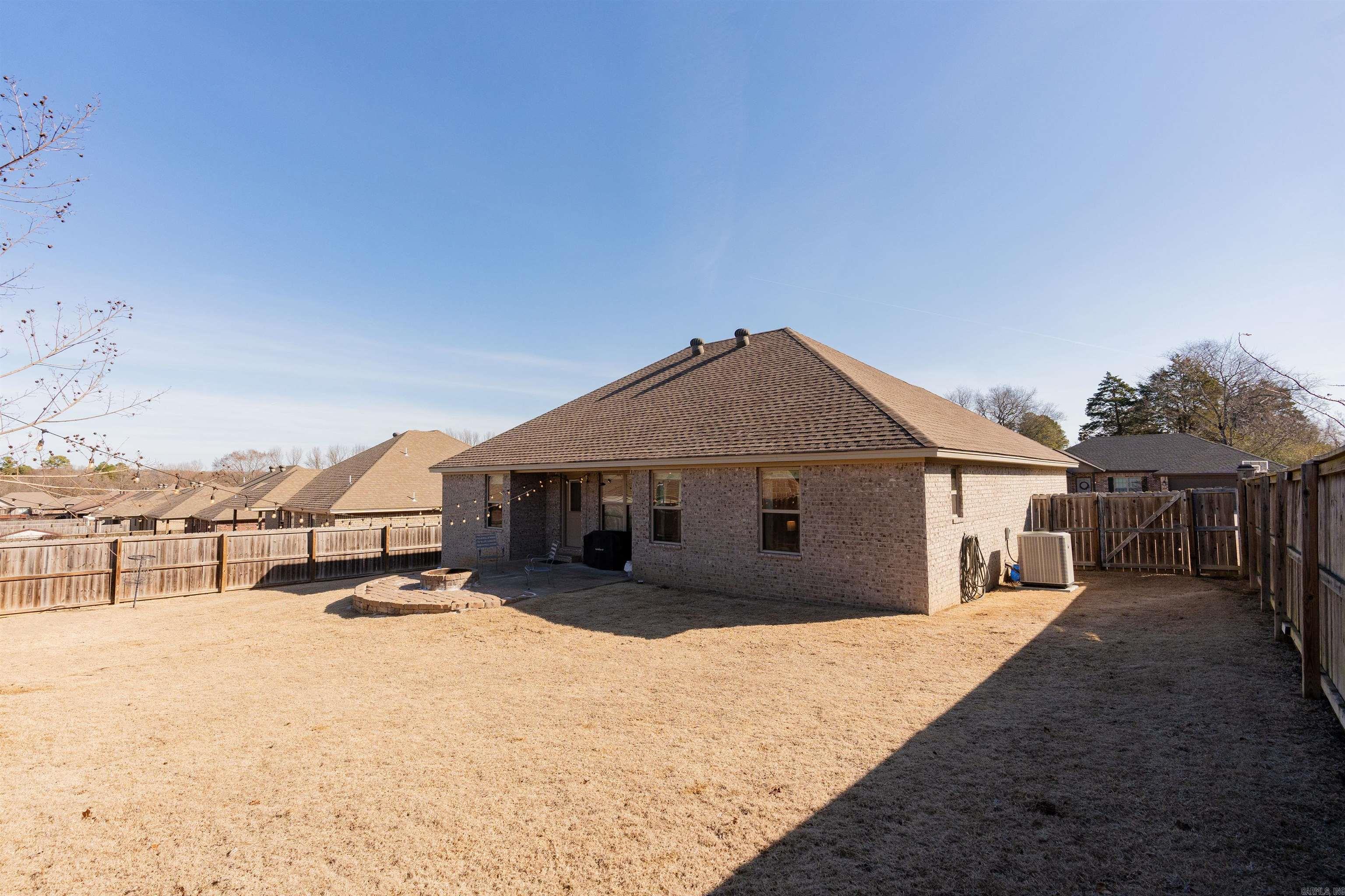 2621 Ridgewood Road
