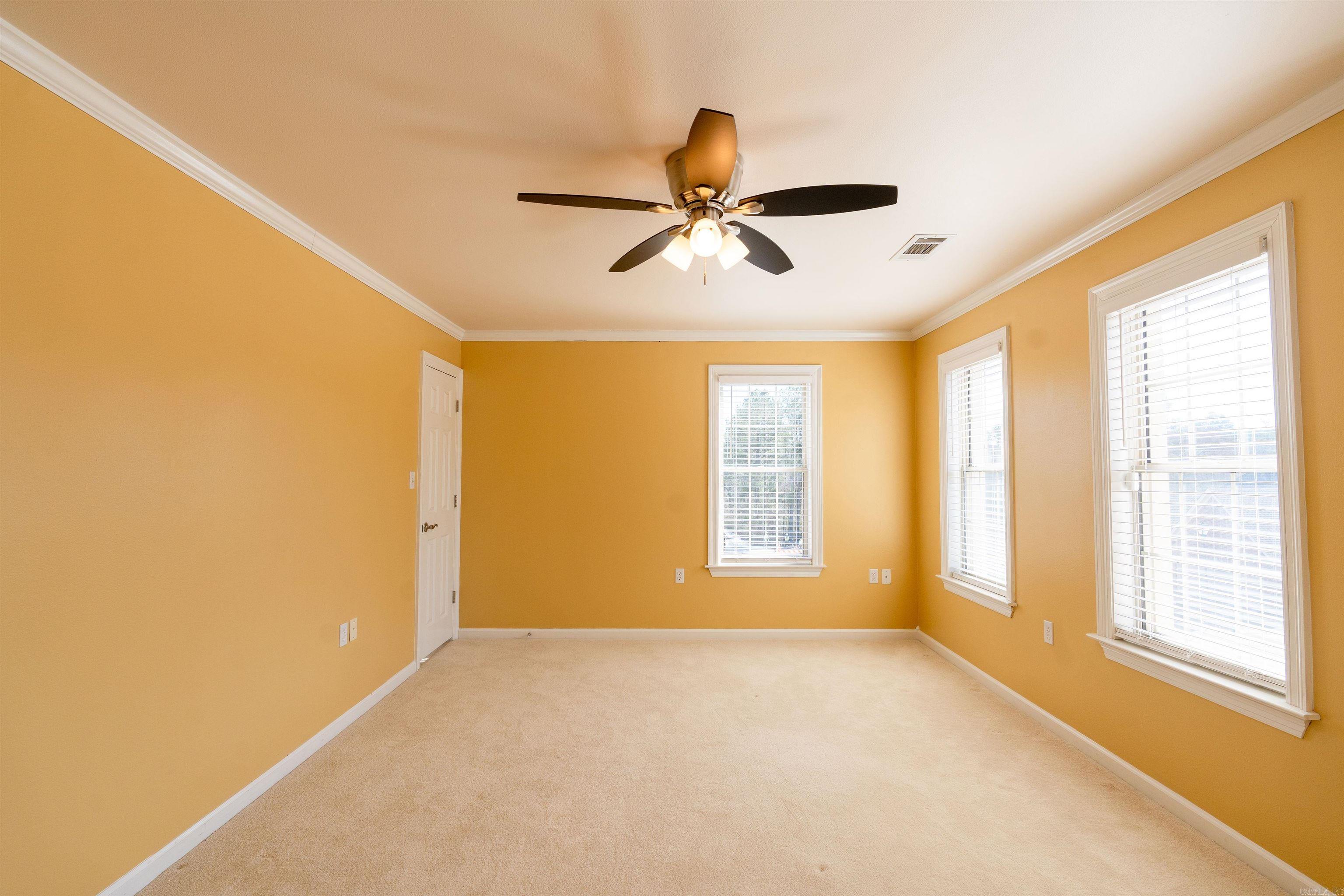 2306 Saxony Boulevard