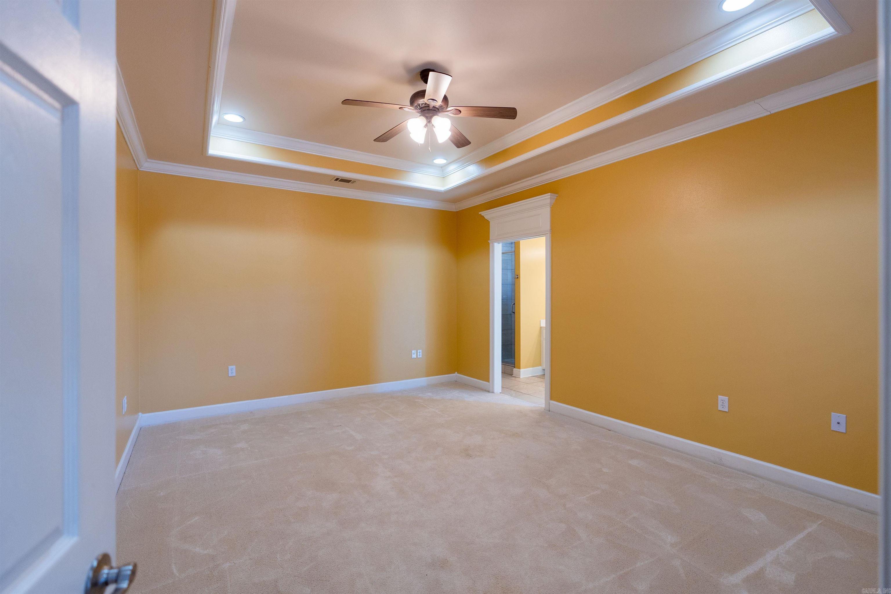 2306 Saxony Boulevard