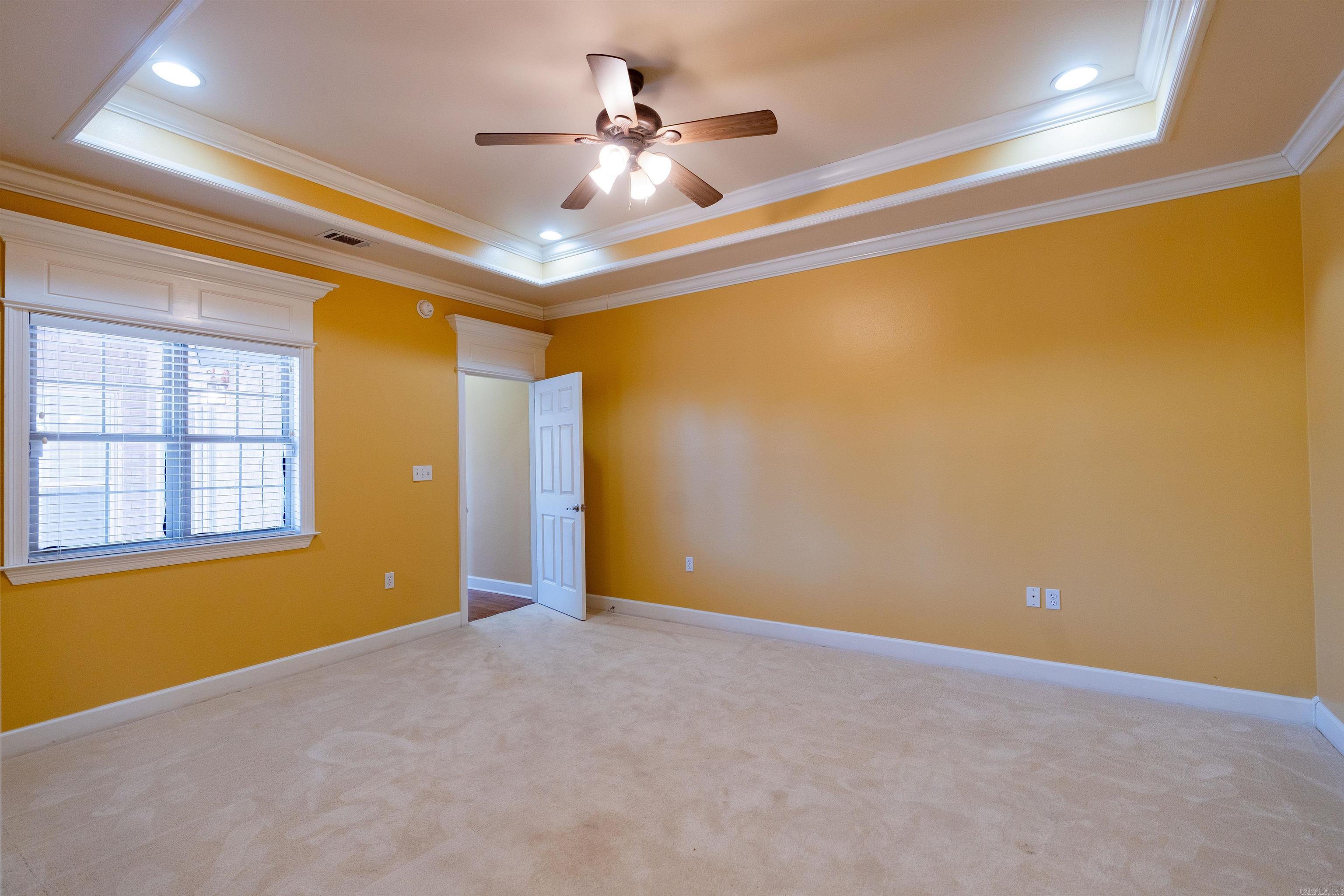 2306 Saxony Boulevard