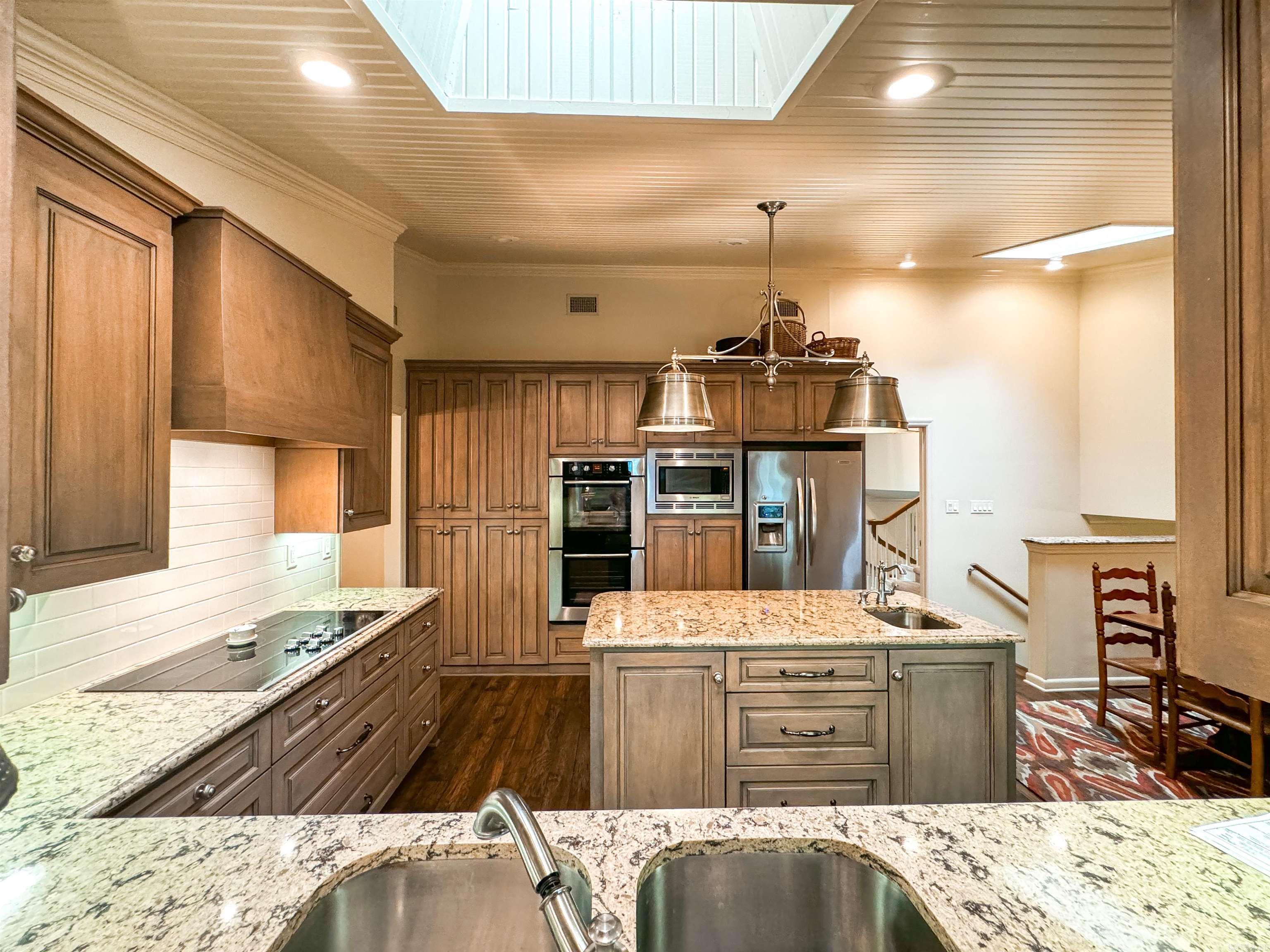 1105 Dobbins Drive