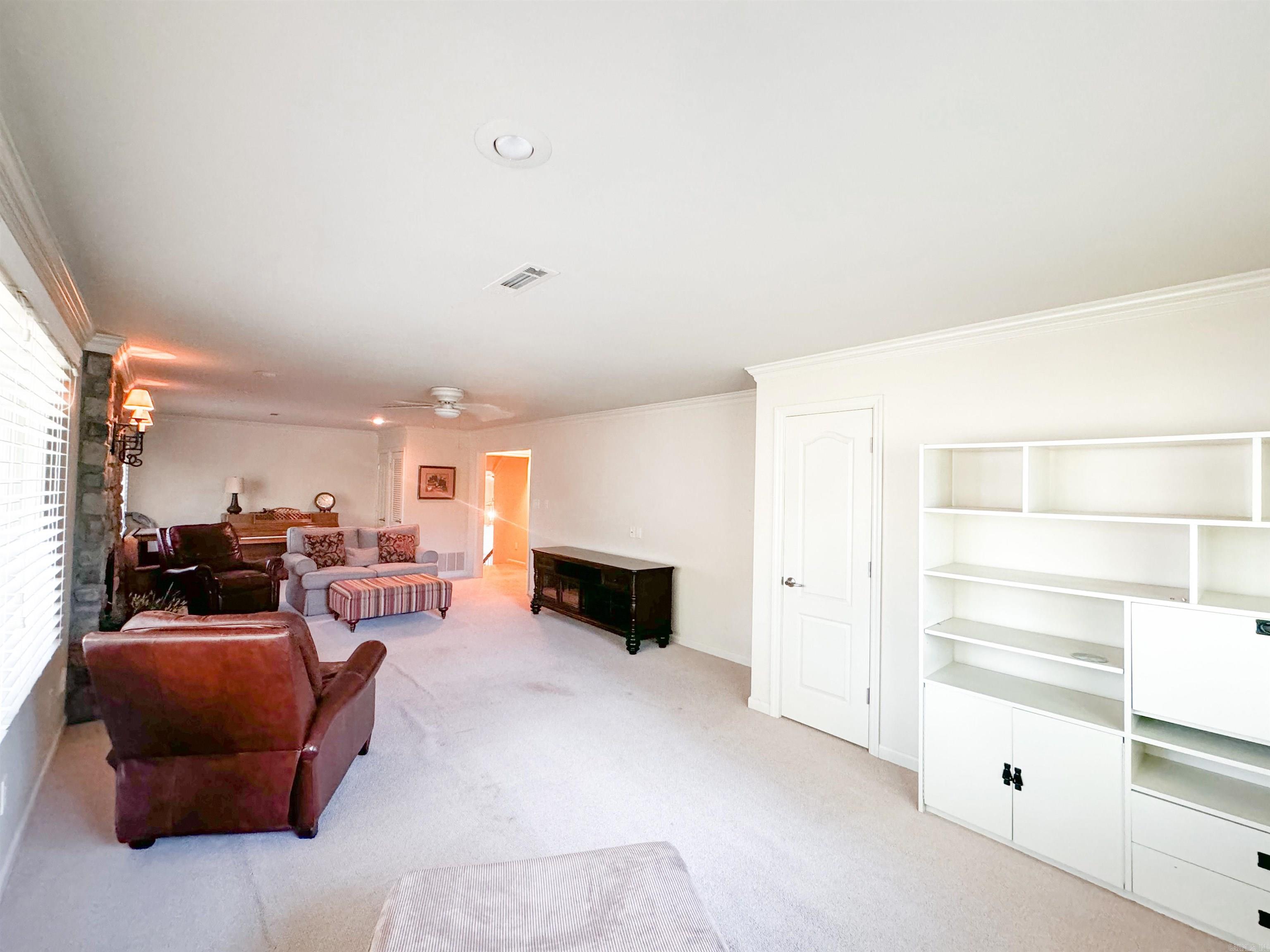 1105 Dobbins Drive