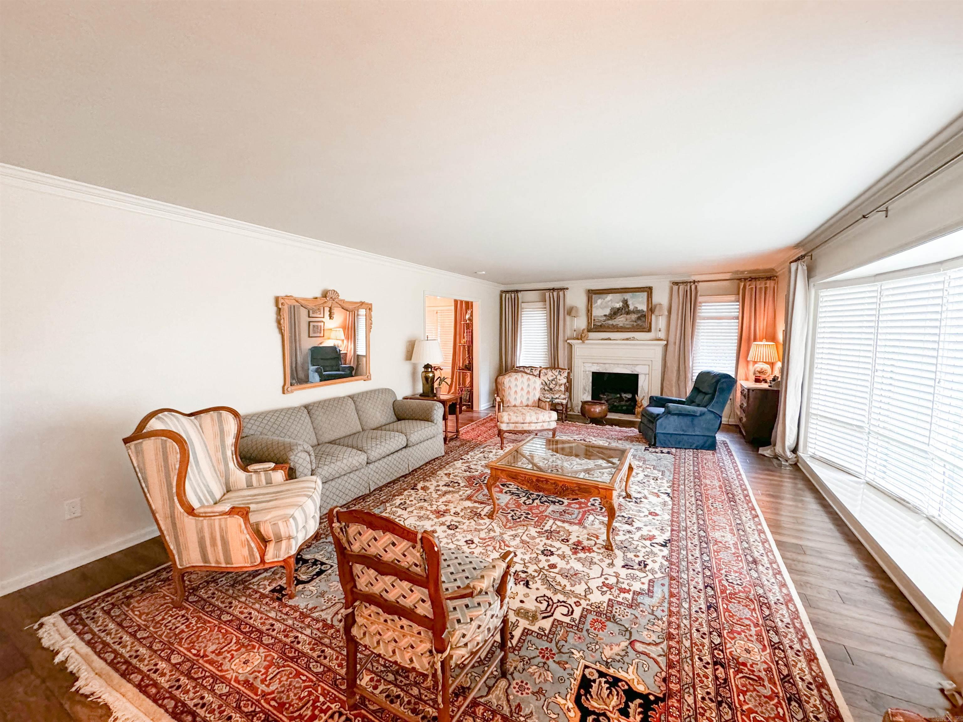 1105 Dobbins Drive