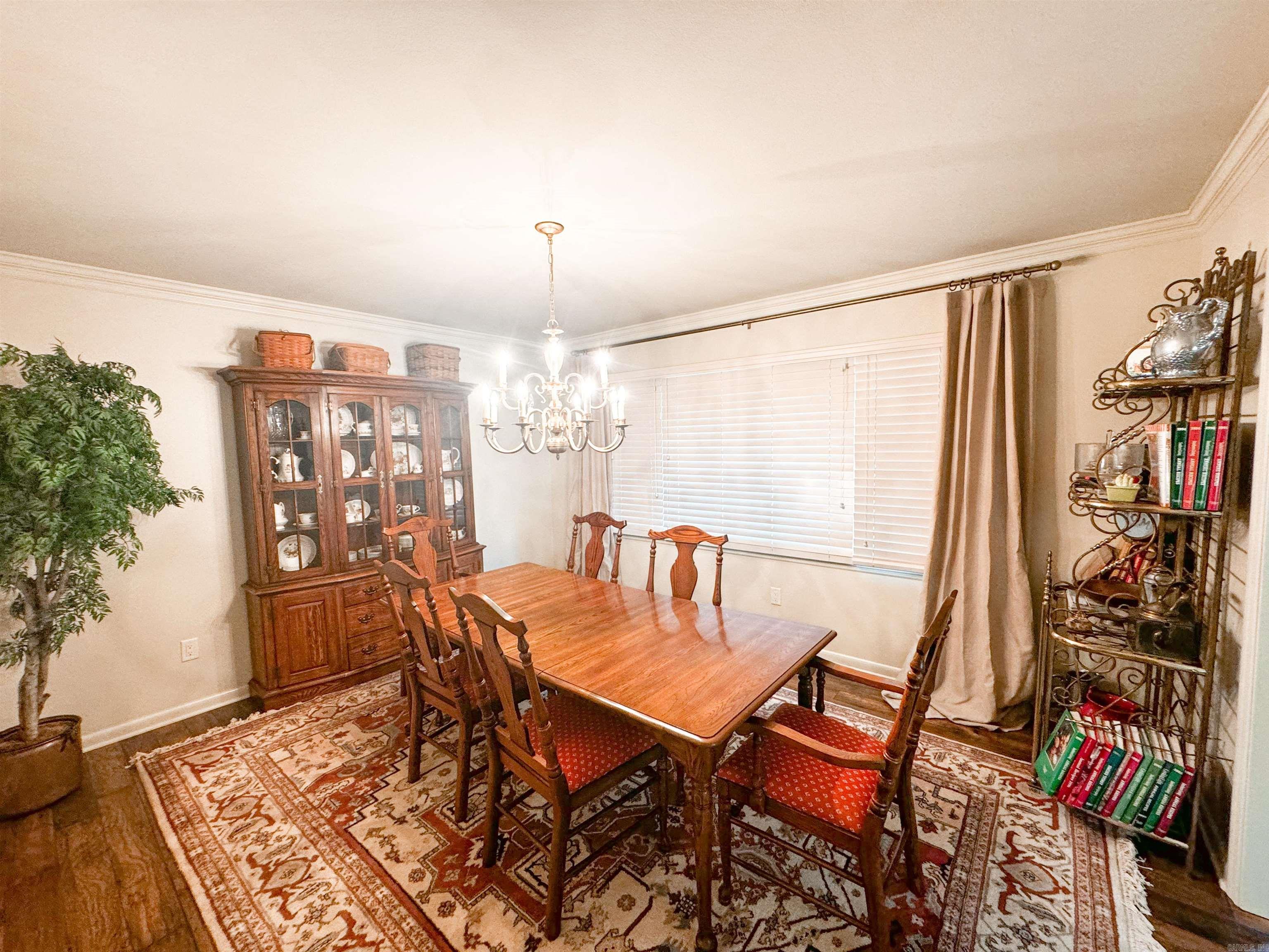 1105 Dobbins Drive