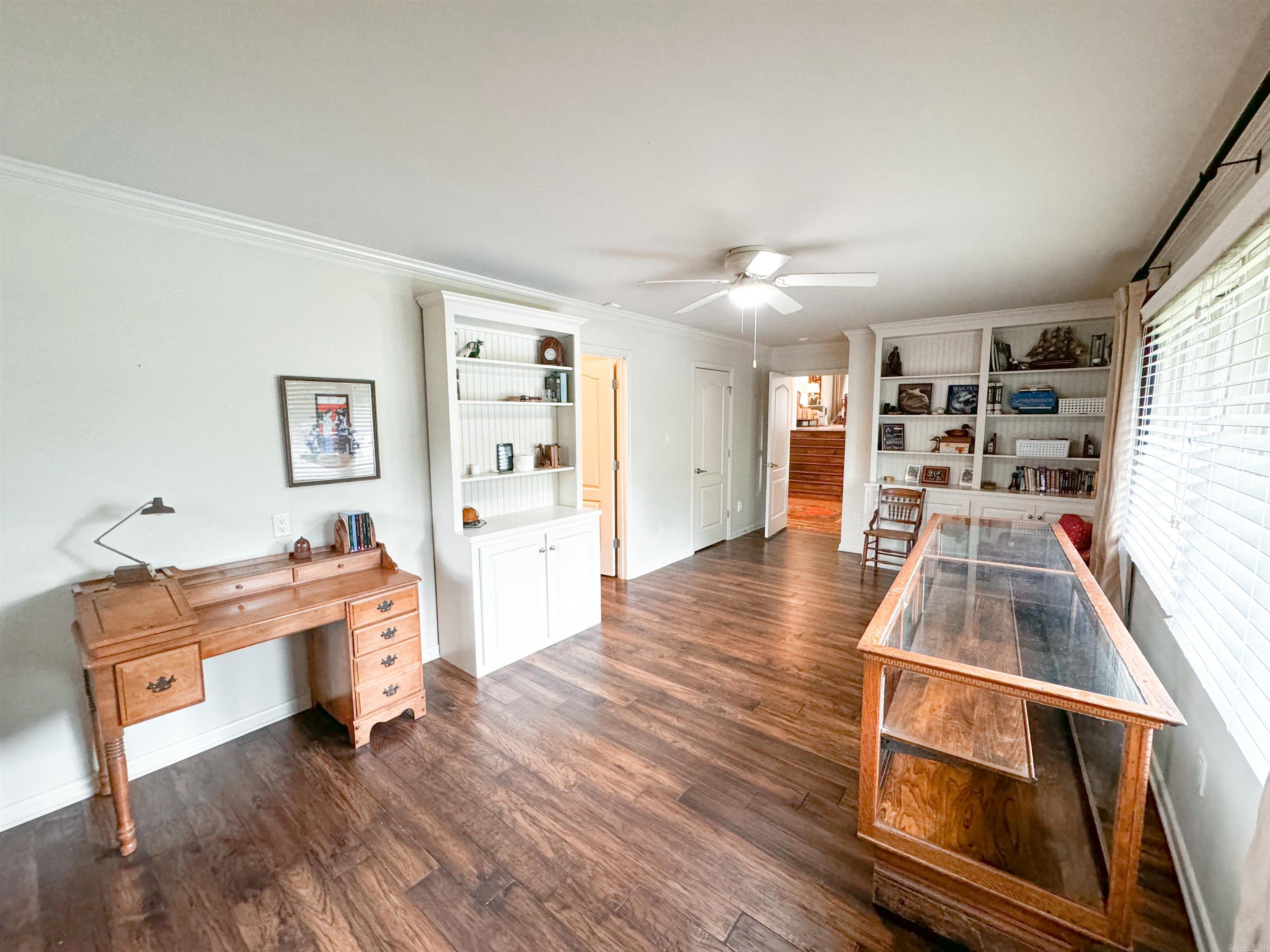 1105 Dobbins Drive