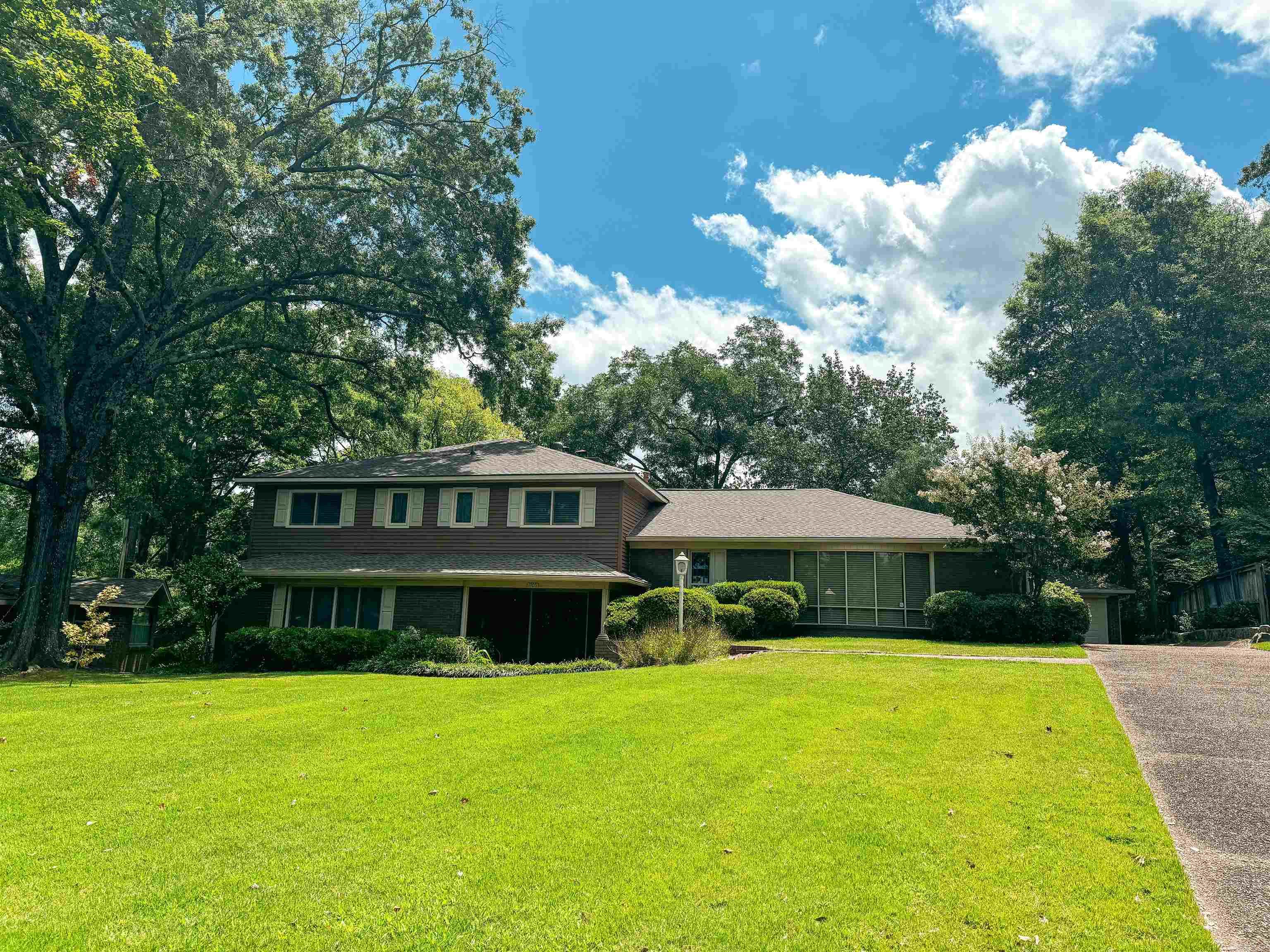 1105 Dobbins Drive