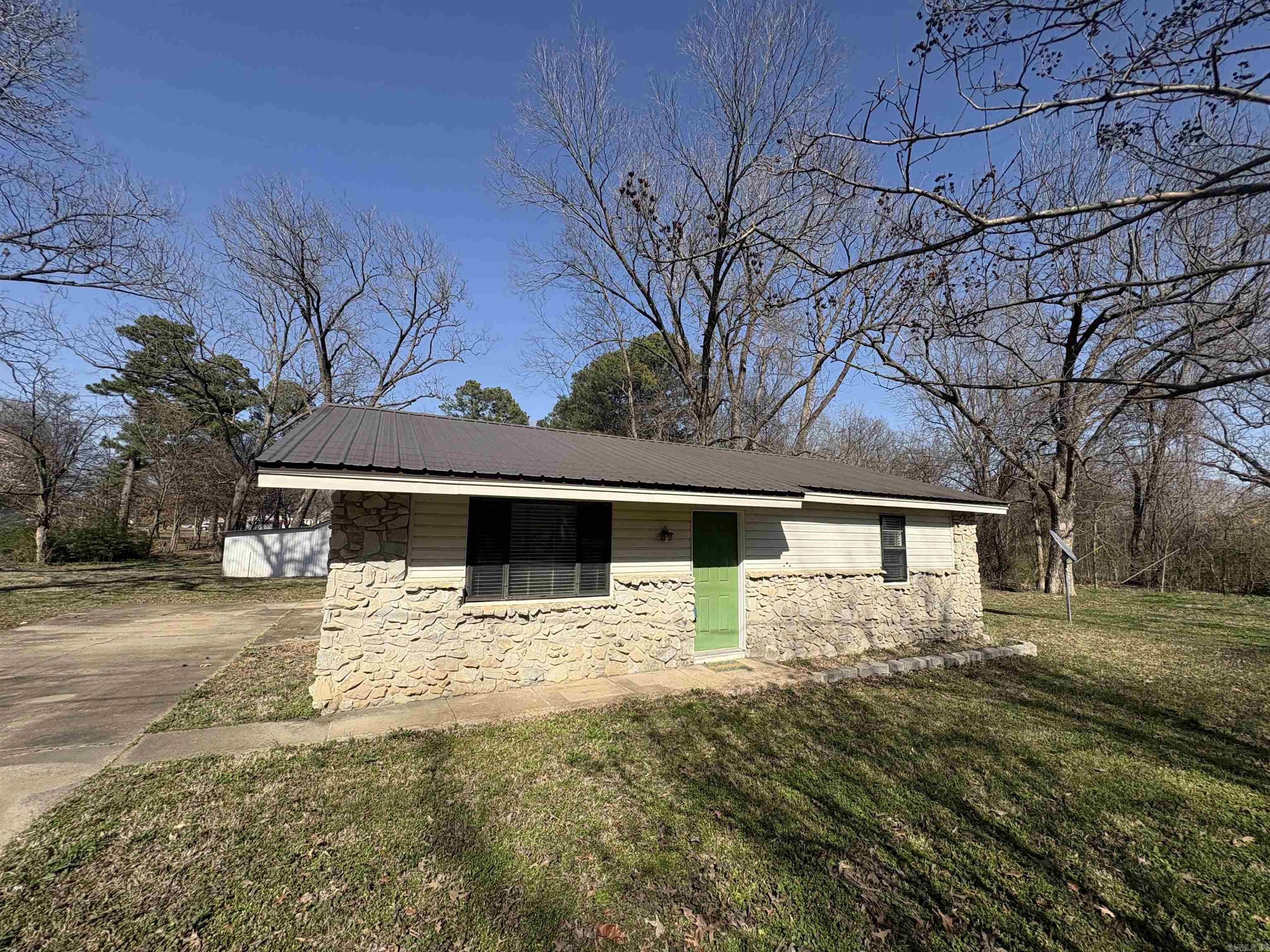 415 E Main Street